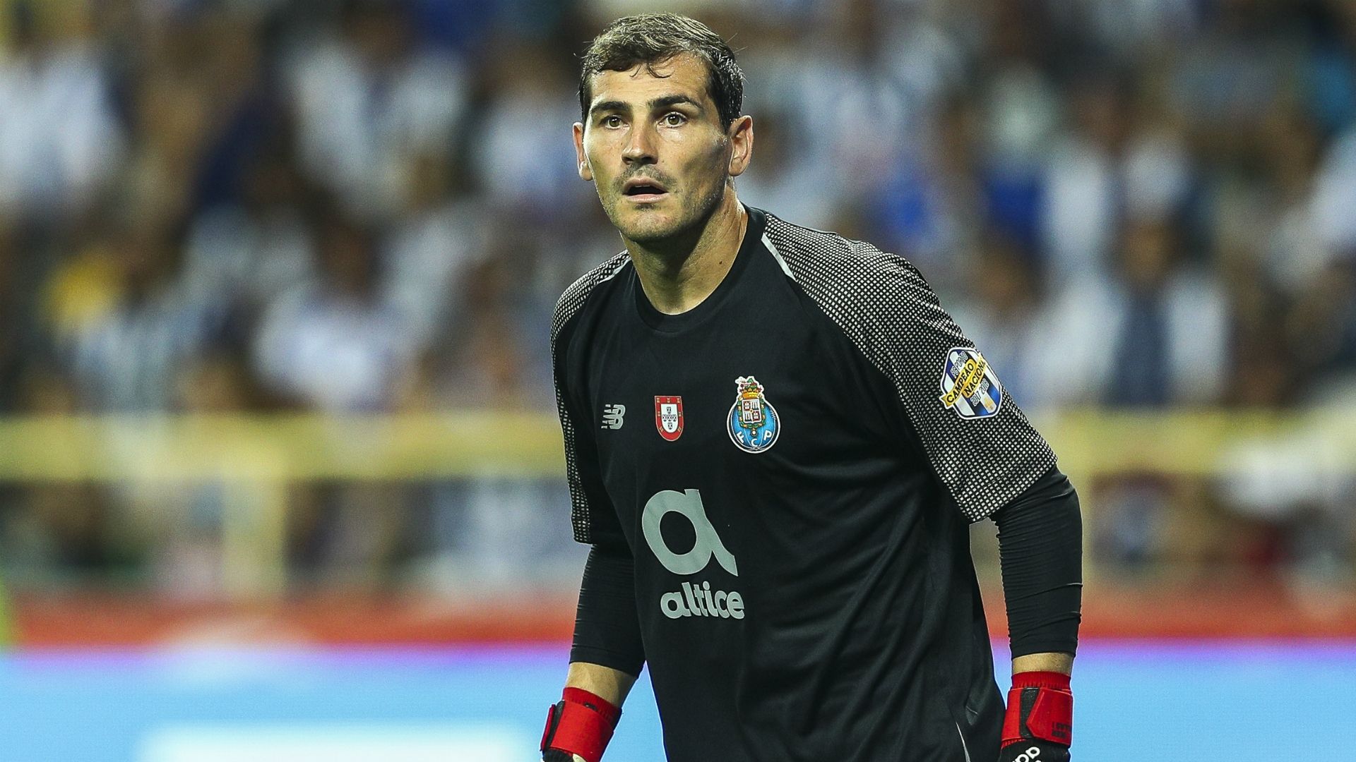 IkerCasillas-cropped