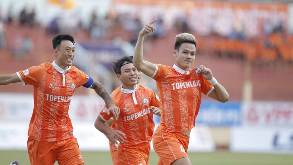 Ho Tan Tai Ahn Byung-keon Le Tien Anh Binh Dinh vs Sai Gon 2021 V.League