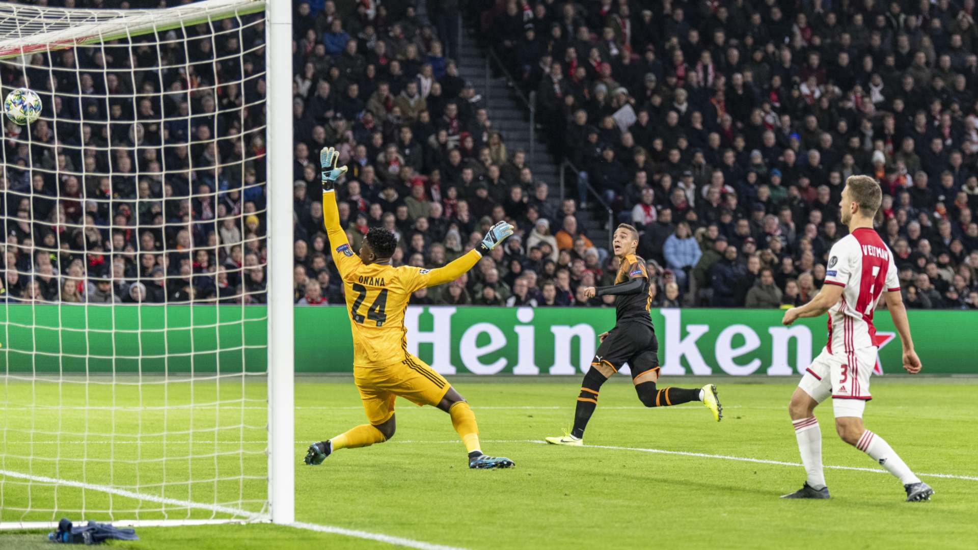 Rodrigo Ajax - Valencia 12102019