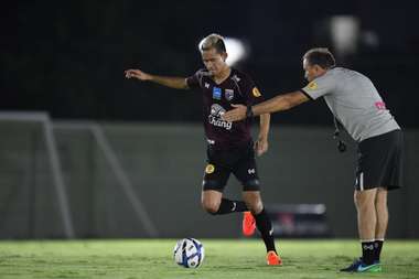 สรรวัชญ์ เดชมิตร