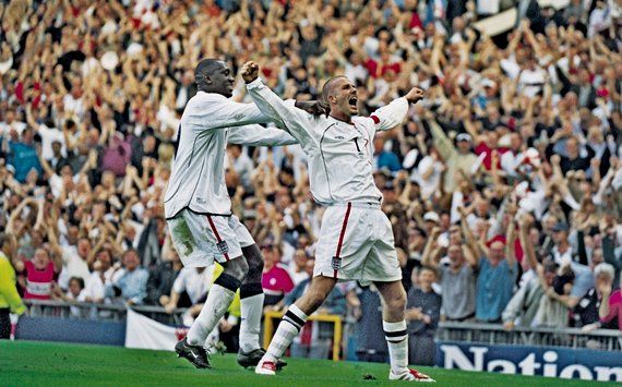 David Beckham'ın Yunanistan'a attığı frikik golü ve sonrası - 2001