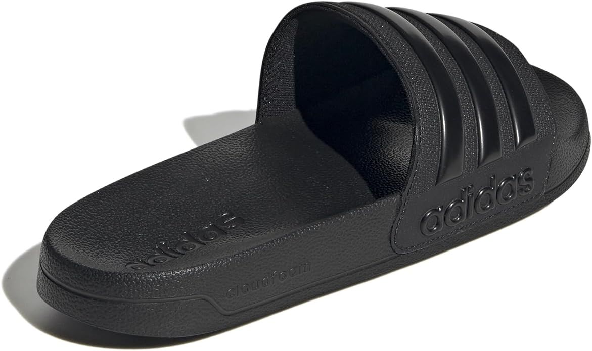 شبشب أديداس