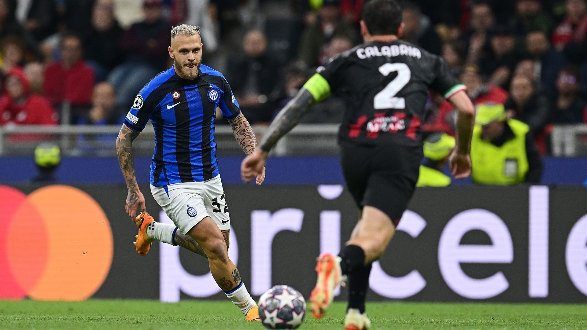 Federico Dimarco Inter AC Milan Champions League 2022-23