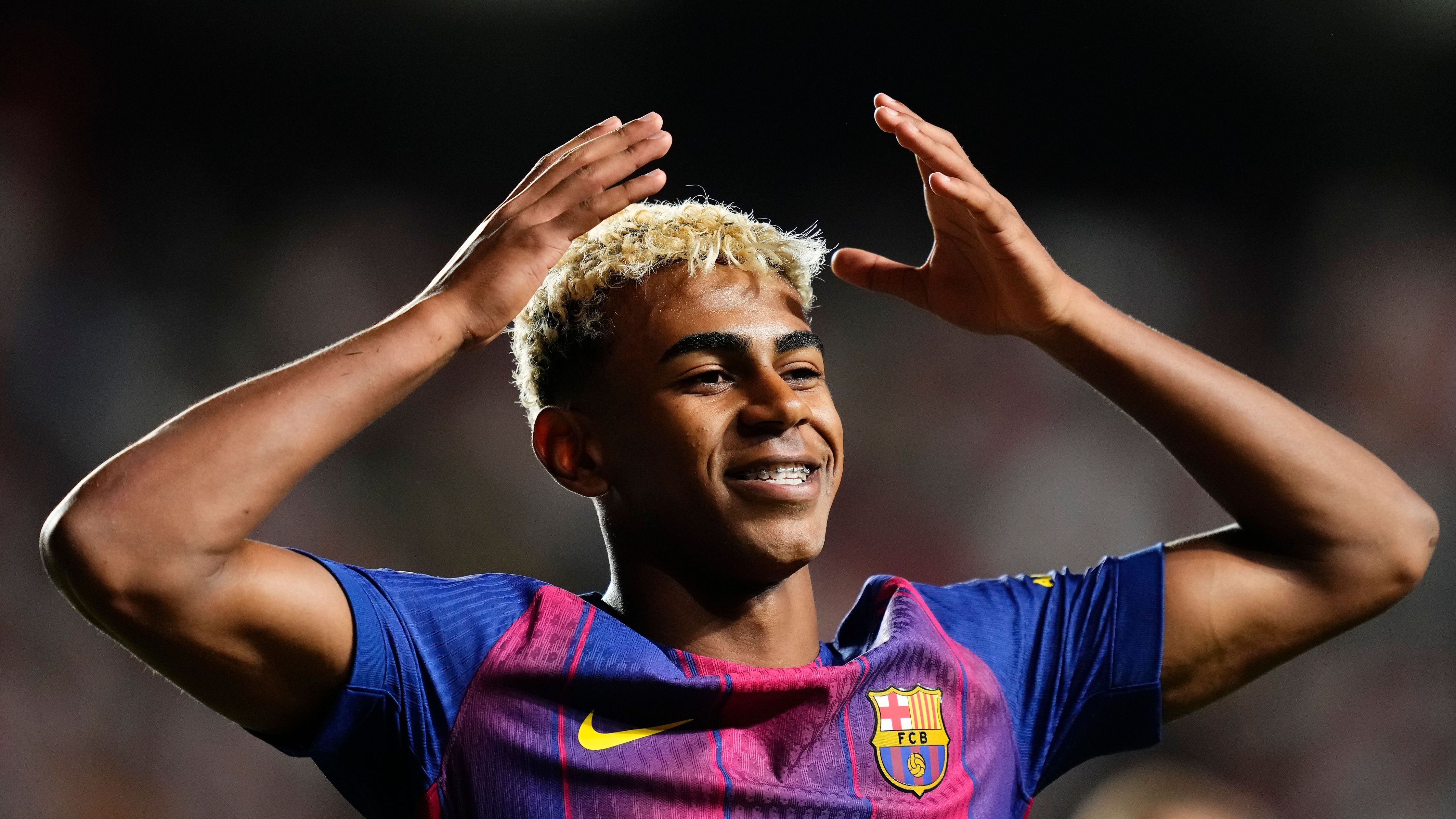 Lamine Yamal Barcelona 2025-26