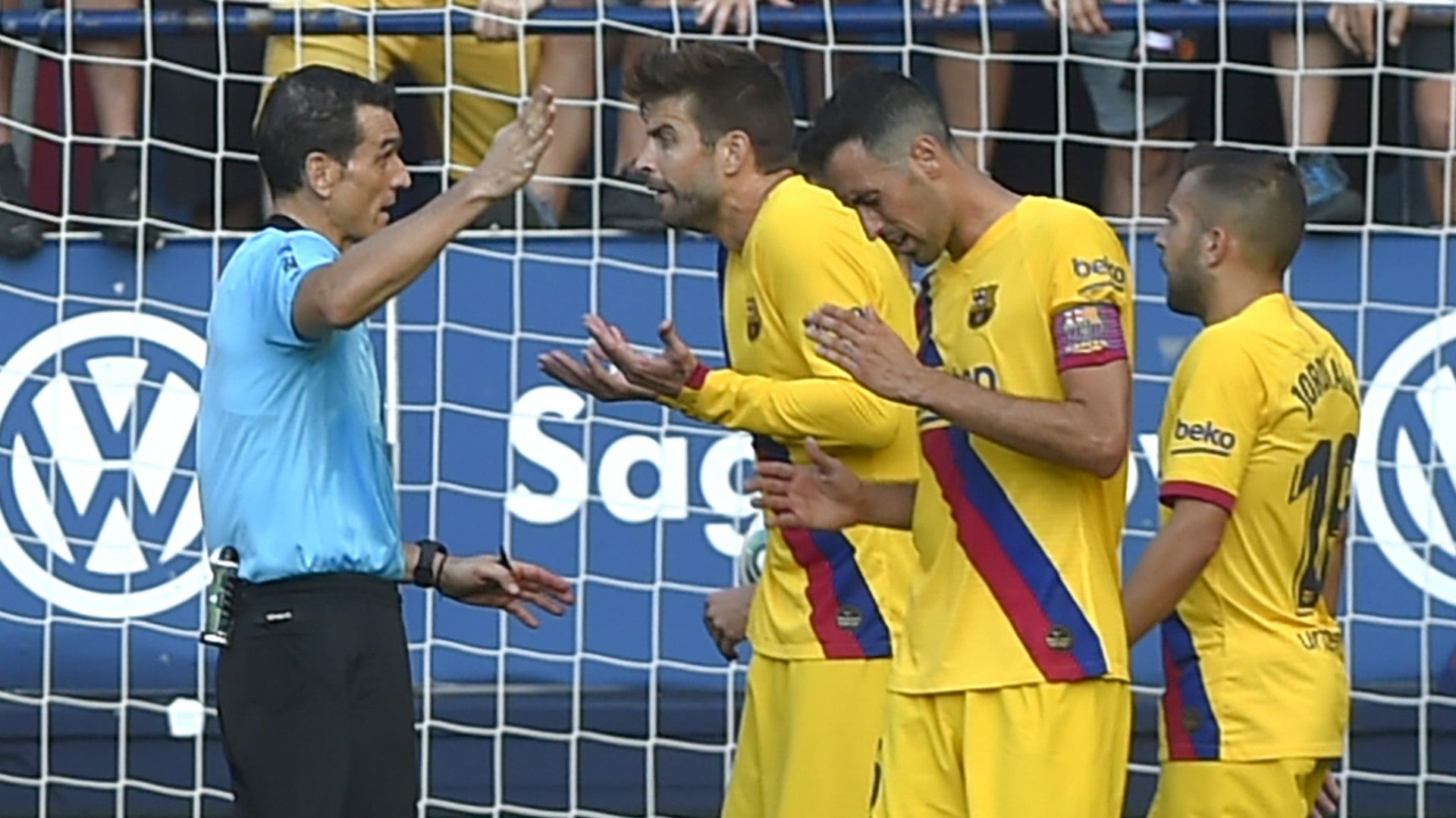 Gerard Pique Barcelona 2019-20