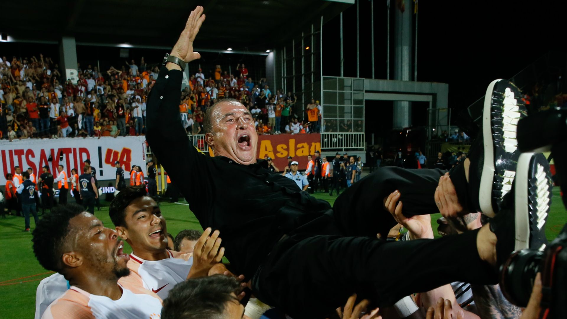 Fatih Terim Galatasaray champions 05192018