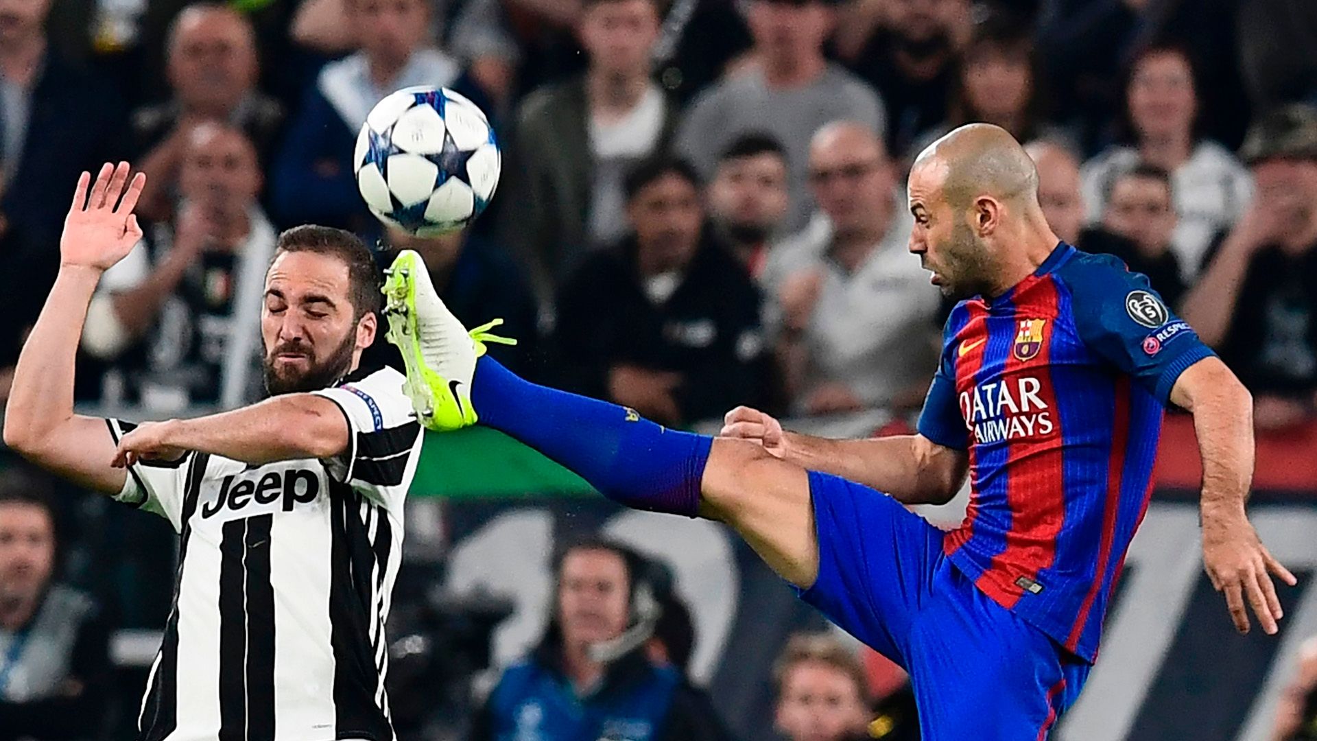 javier mascherano fc barcelona champions league 041117