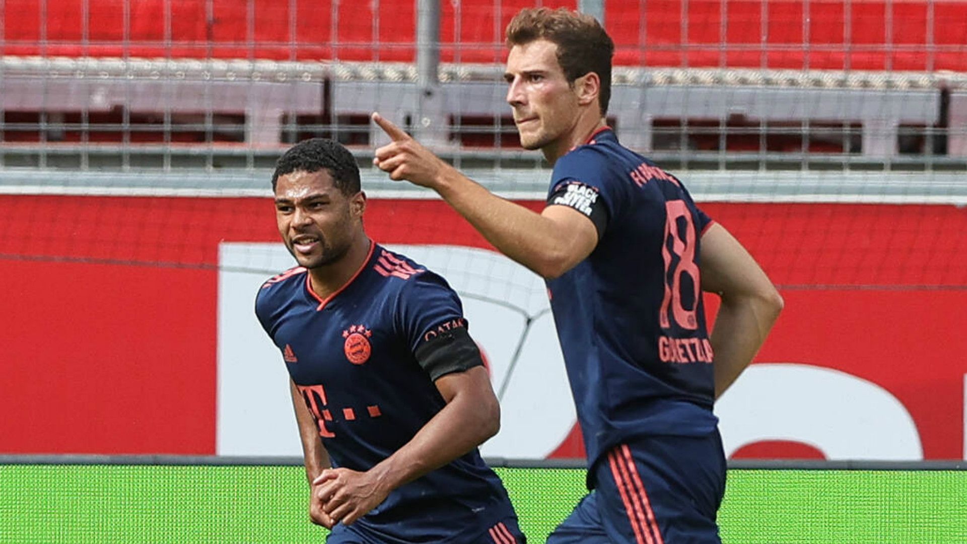 GERMANY ONLY: SERGE GNABRY LEON GORETZKA BAYERN MÜNCHEN BUNDESLIGA 06062020