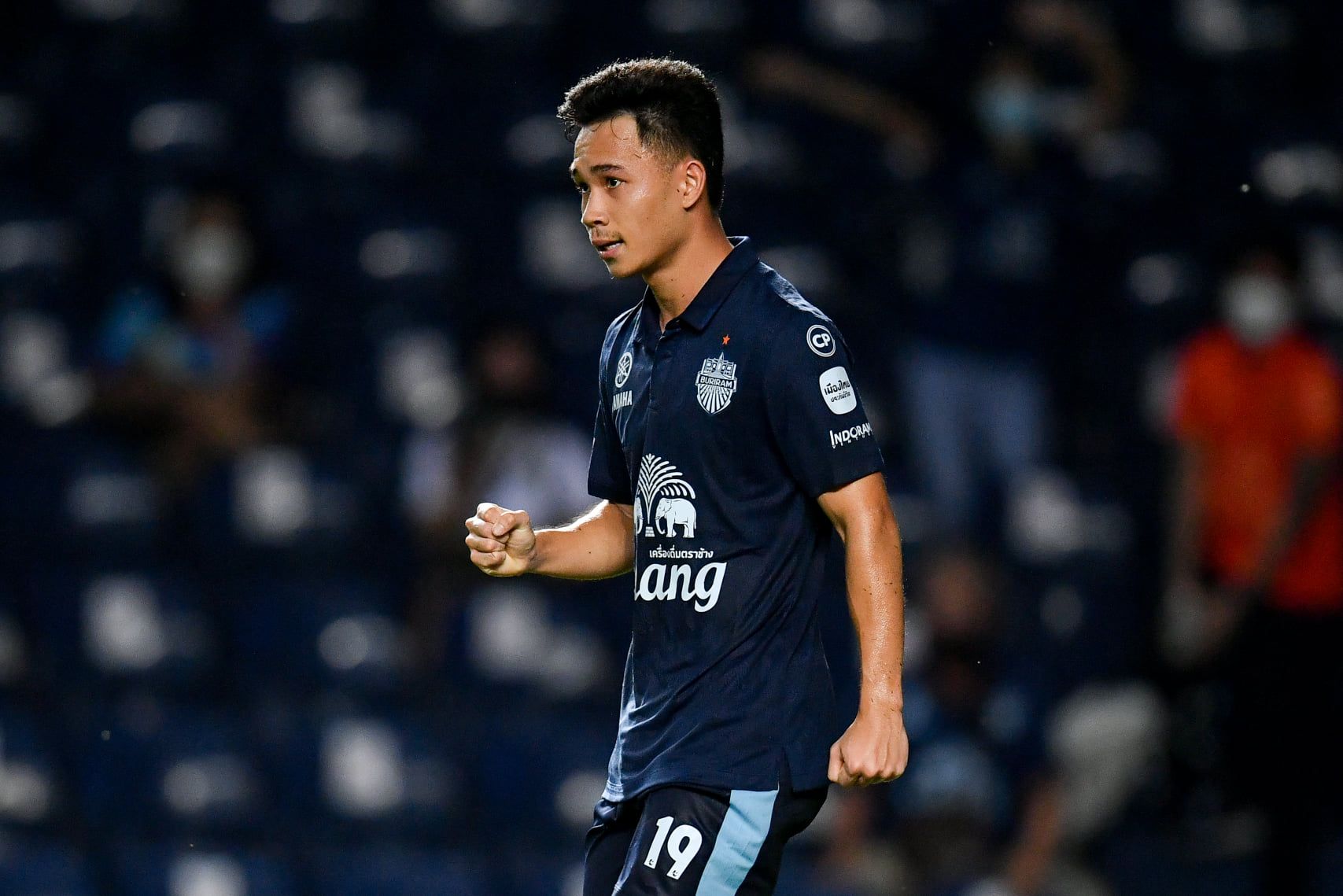 สุภโชค สารชาติ