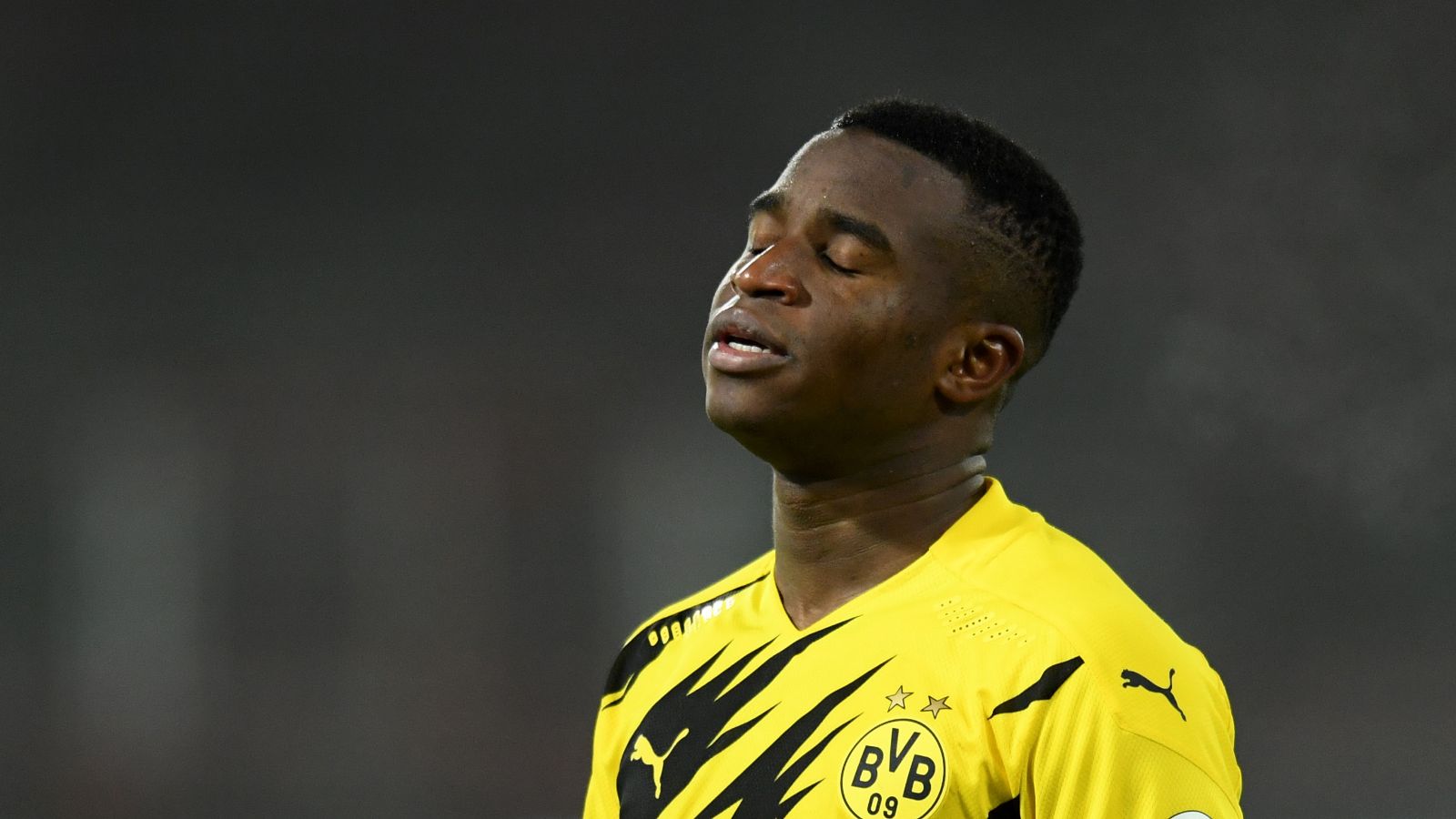 YOUSSOUFA MOUKOKO BORUSSIA DORTMUND