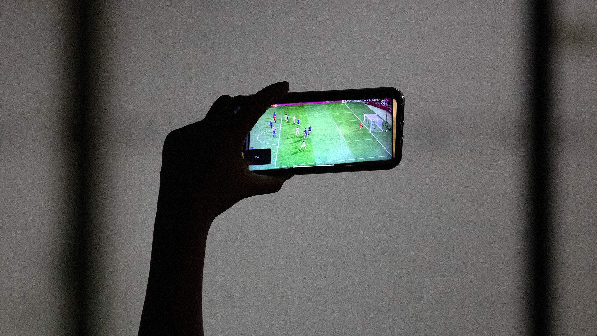 Smartphone, mobile, streaming football