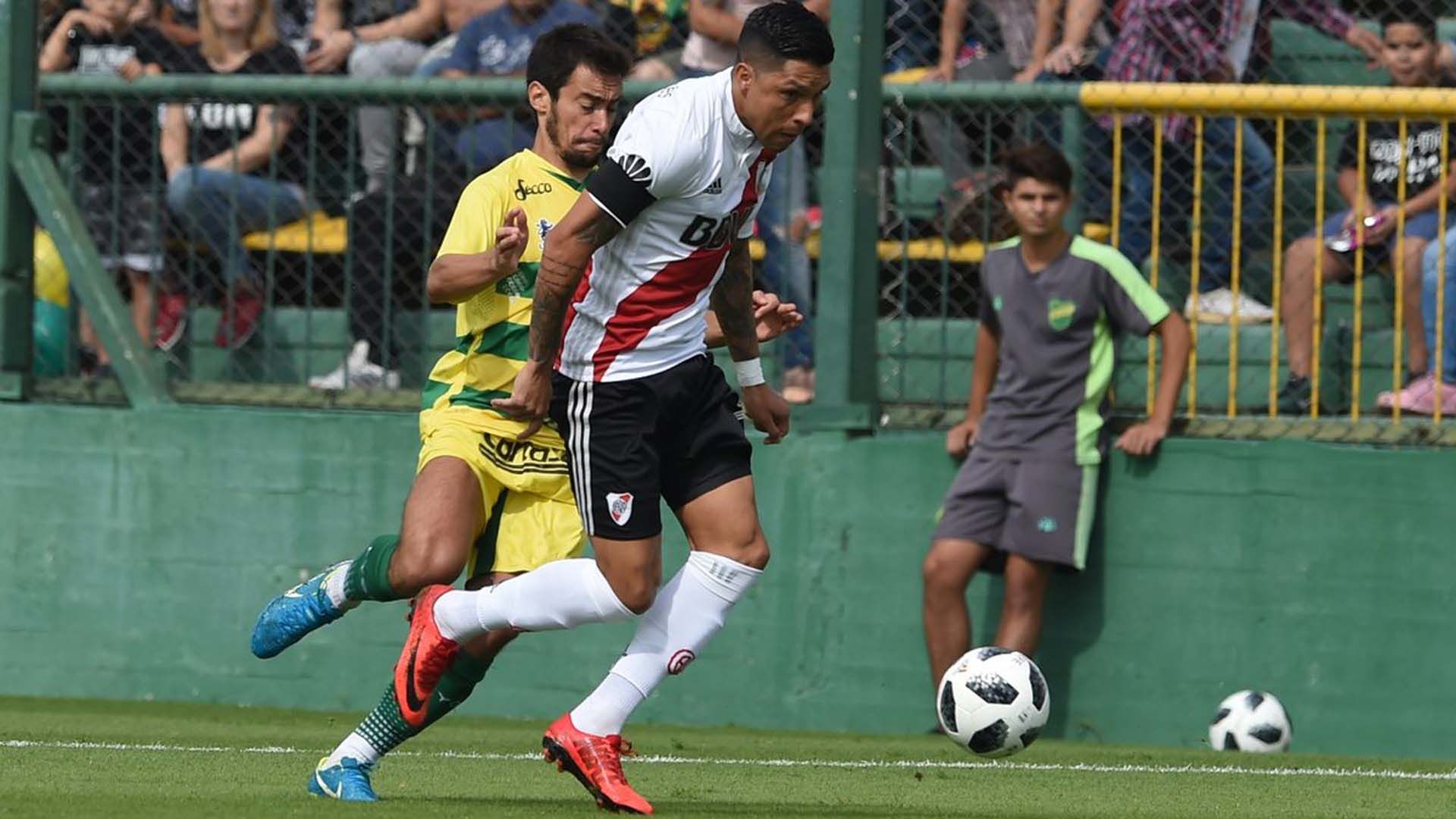 Defensa y Justicia River Enzo Perez 010418