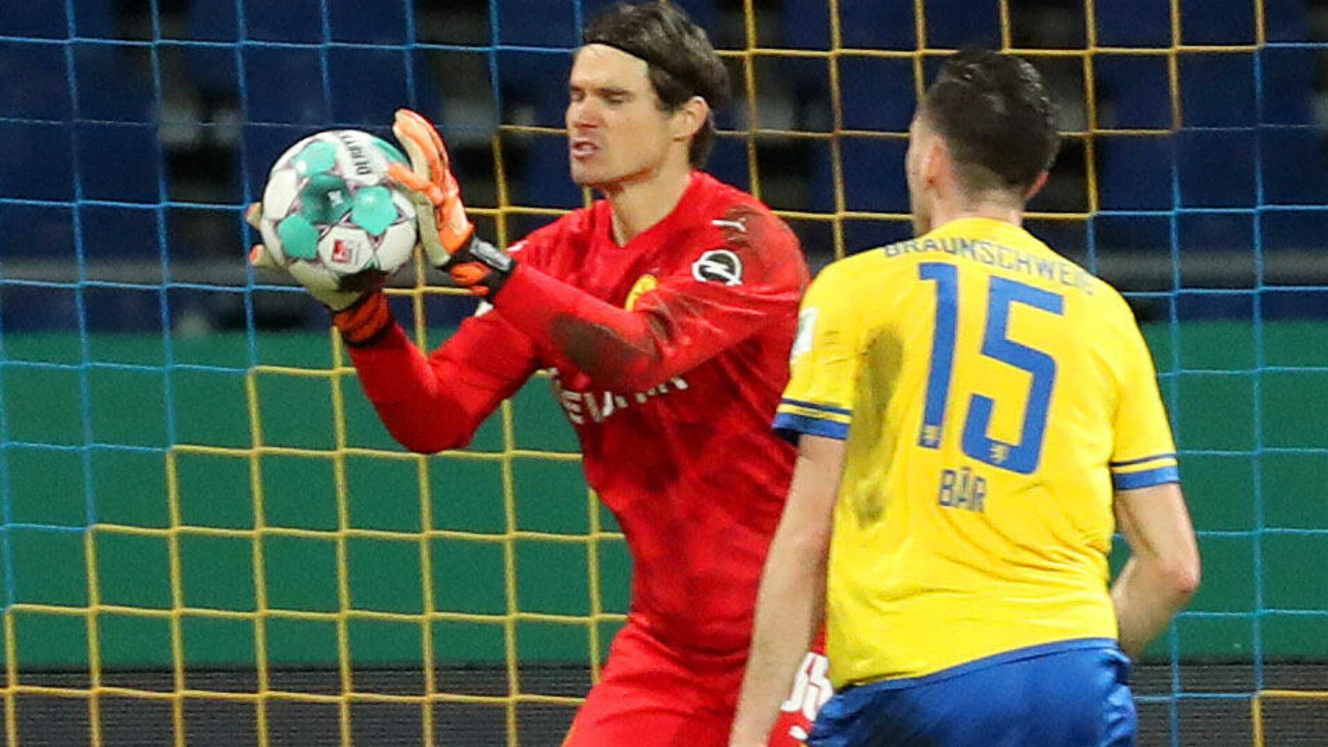 GERMANY ONLY: MARWIN HITZ BORUSSIA DORTMUND GERMAN CUP DFB POKAL 22122020