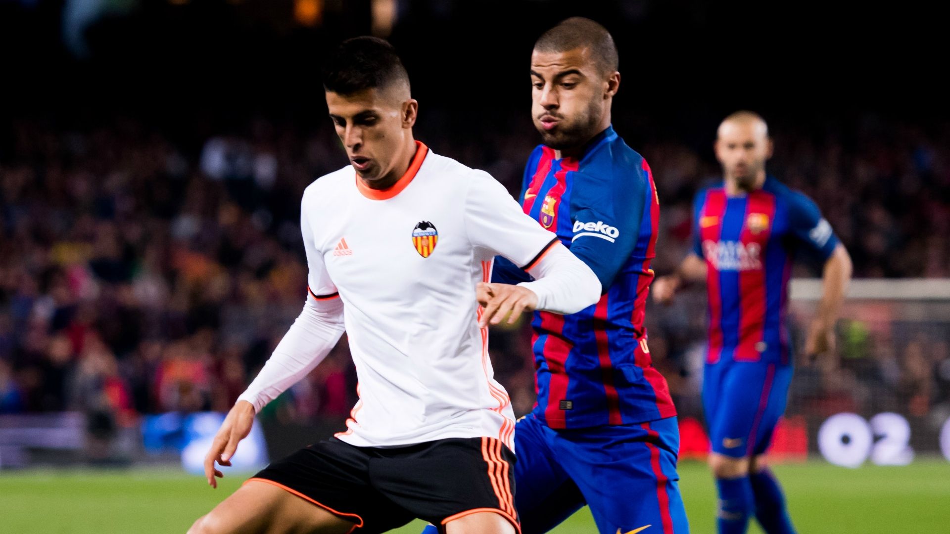 Rafinha Joao Cancelo Barcelona Valencia La Liga