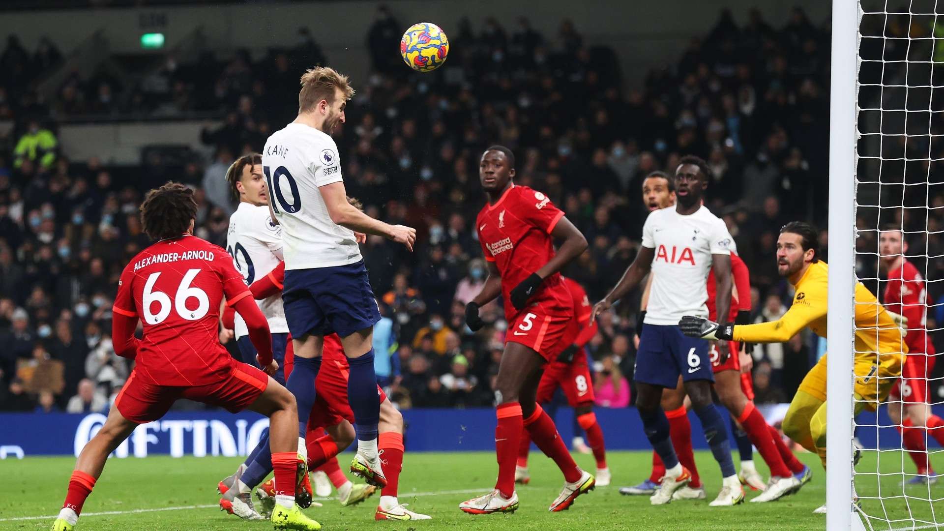 Harry Kane Tottenham Liverpool 2021-22