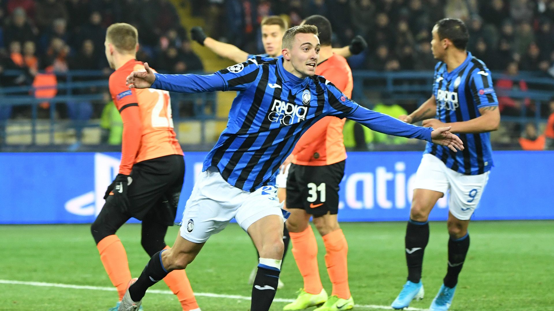 Timothy Castagne Shakhtar Donetsk Atalanta