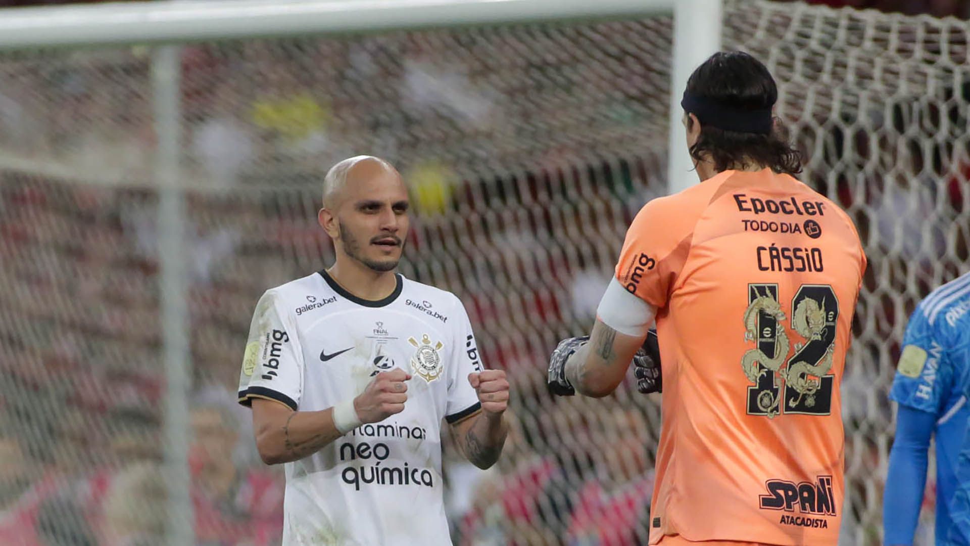 Flamengo x Corinthians, final Copa do Brasil, Fábio Santos e Cássio, 19102022