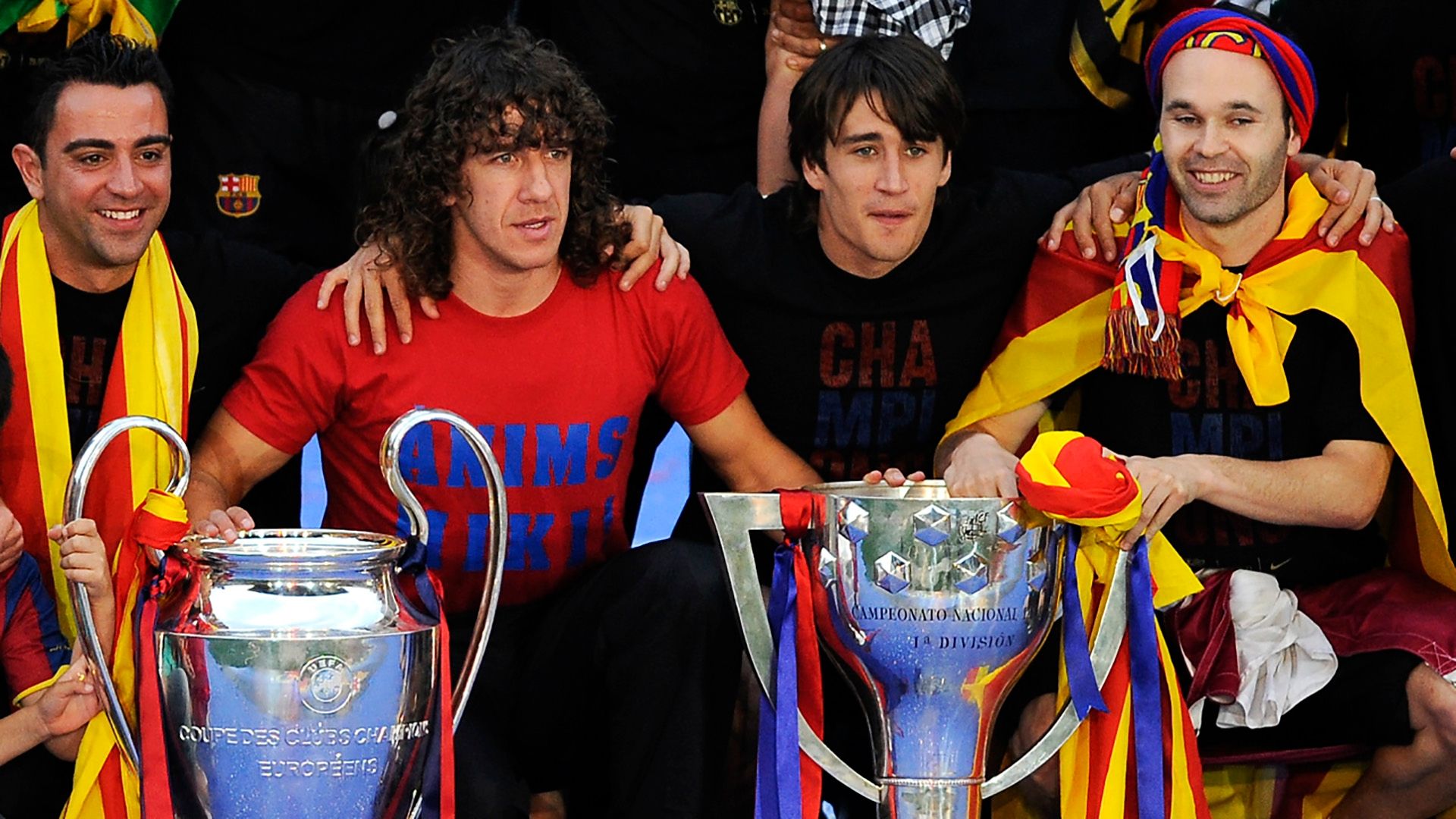 Barcelona La Liga Champions League trophy 2011