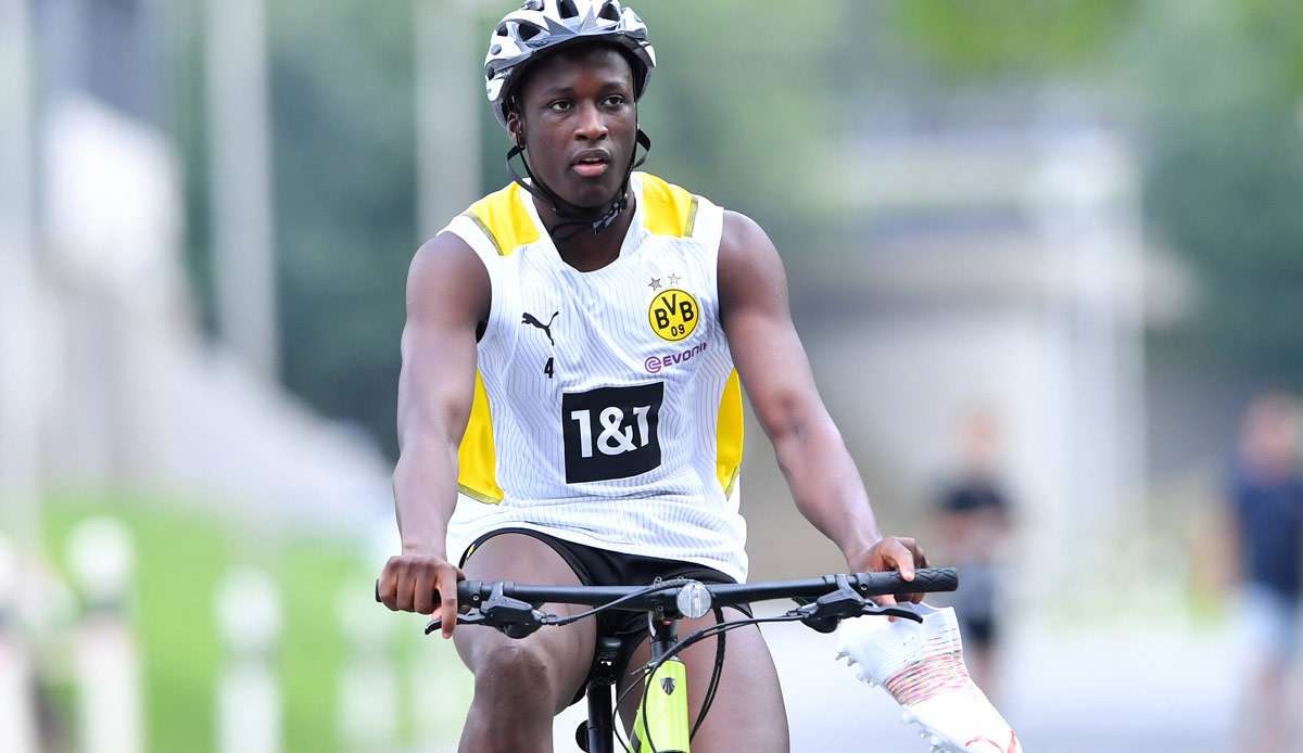 ONLY GERMANY Soumaila Coulibaly Dortmund BVB