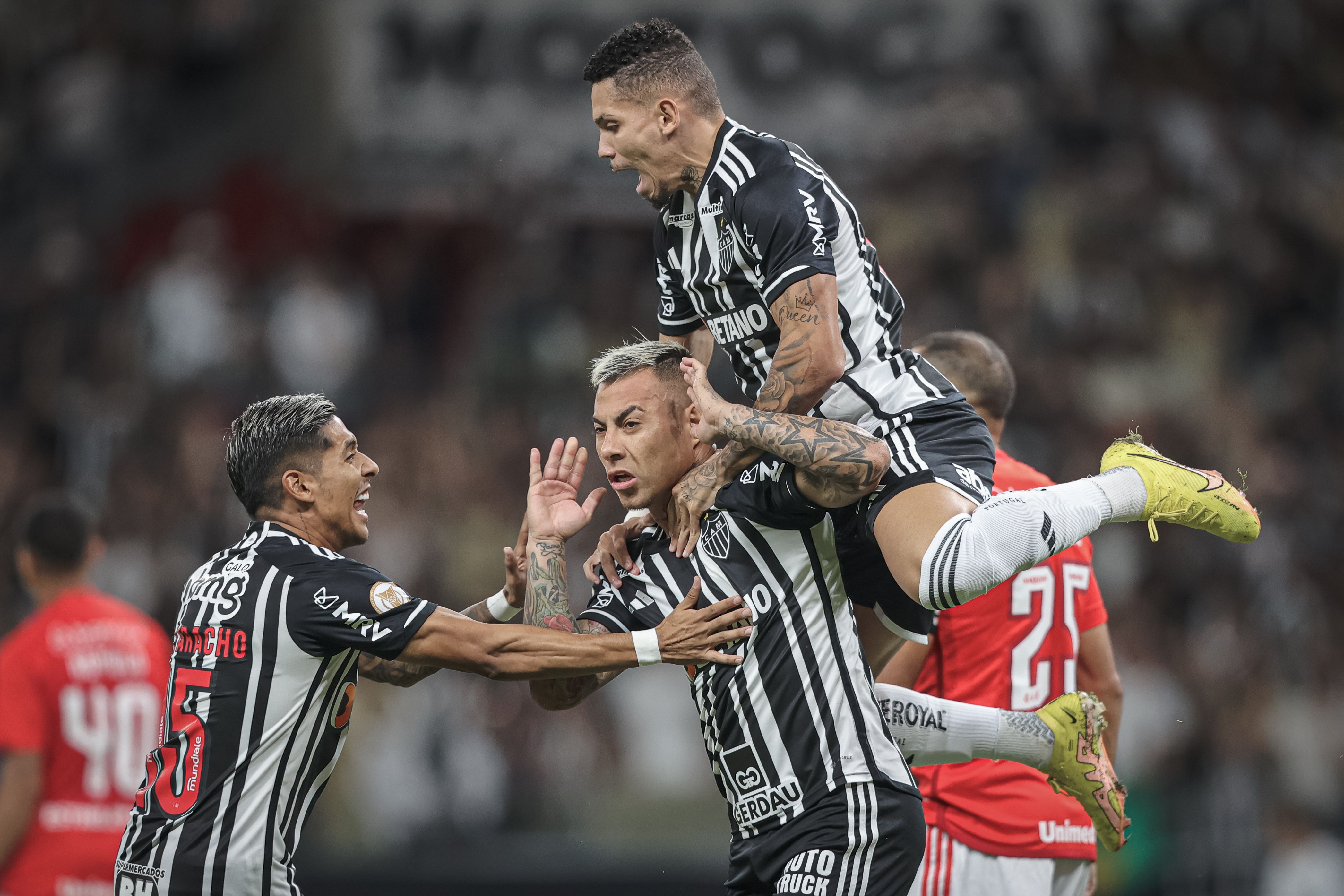 Eduardo Vargas Paulinho Atlético-MG 2023