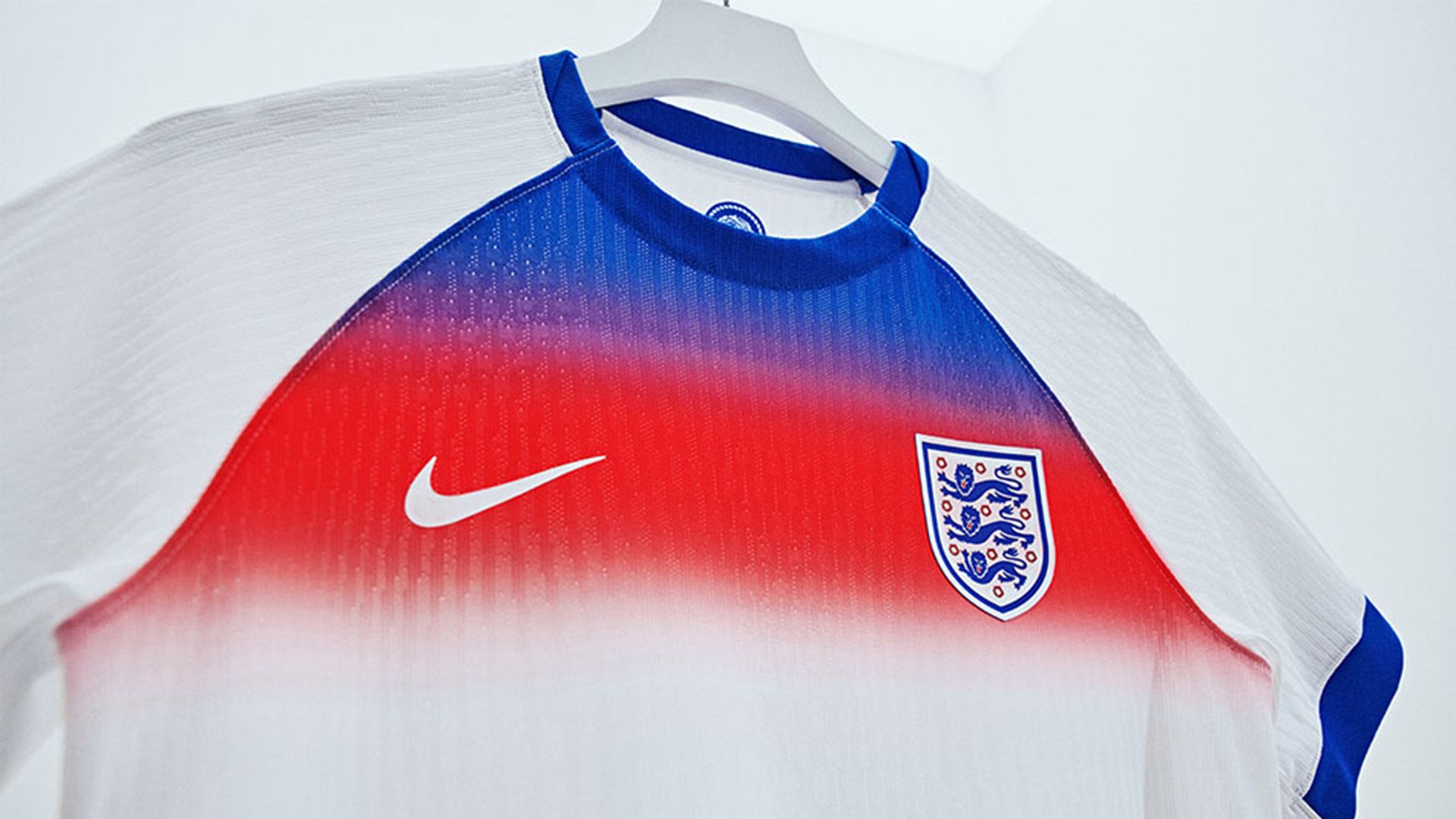 England 2025 home Kit 
