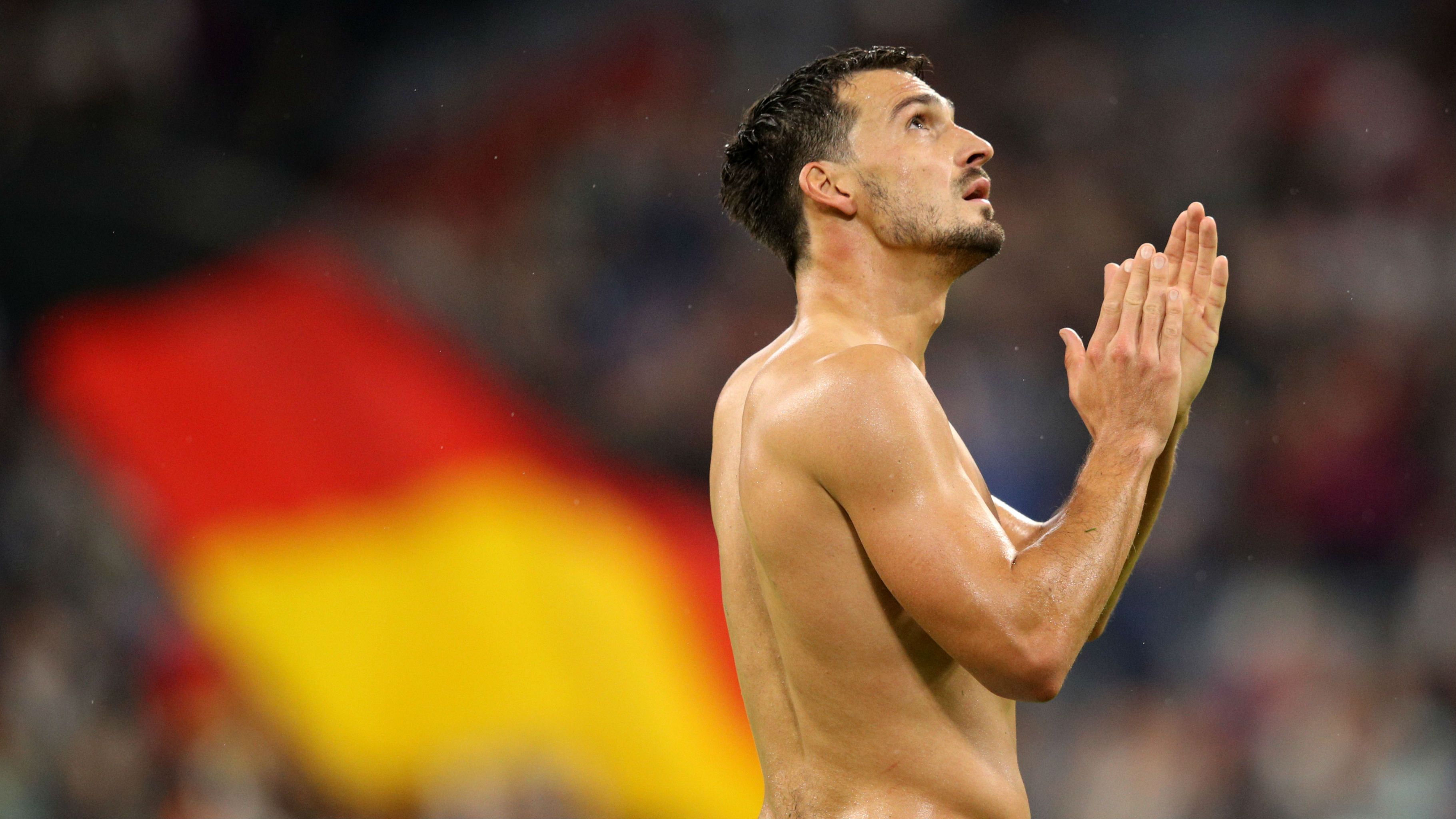 Mats Hummels Germany France 06/09