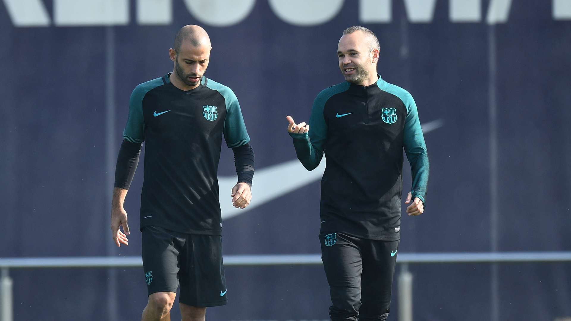 Barcelona Iniesta Mascherano 18102016