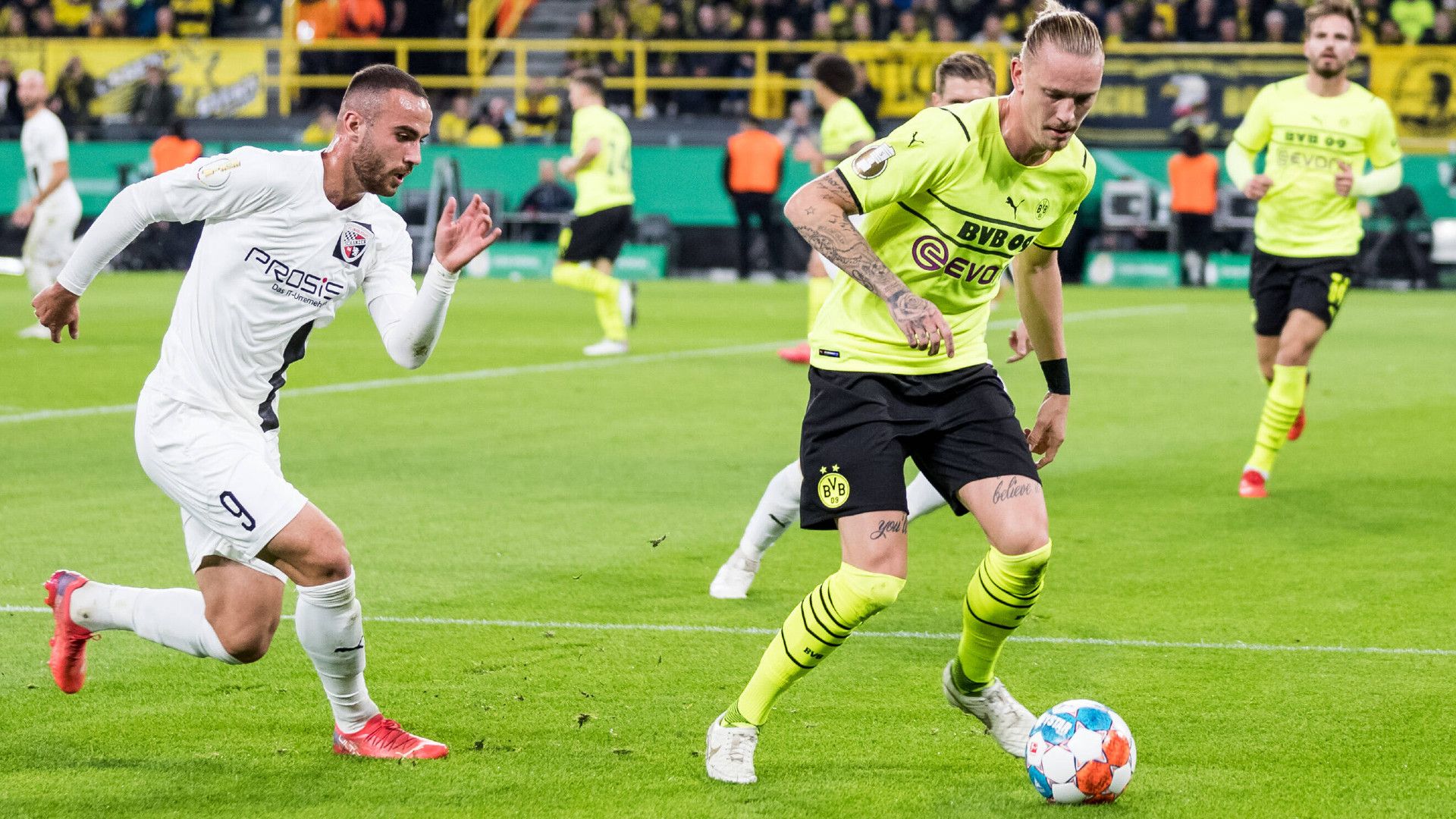 GERMANY ONLY: MARIUS WOLF BORUSSIA DORTMUND GERMAN CUP DFB POKAL 26102021