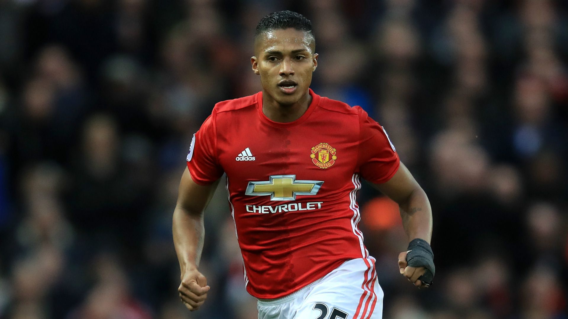 Antonio Valencia Manchester United 2016