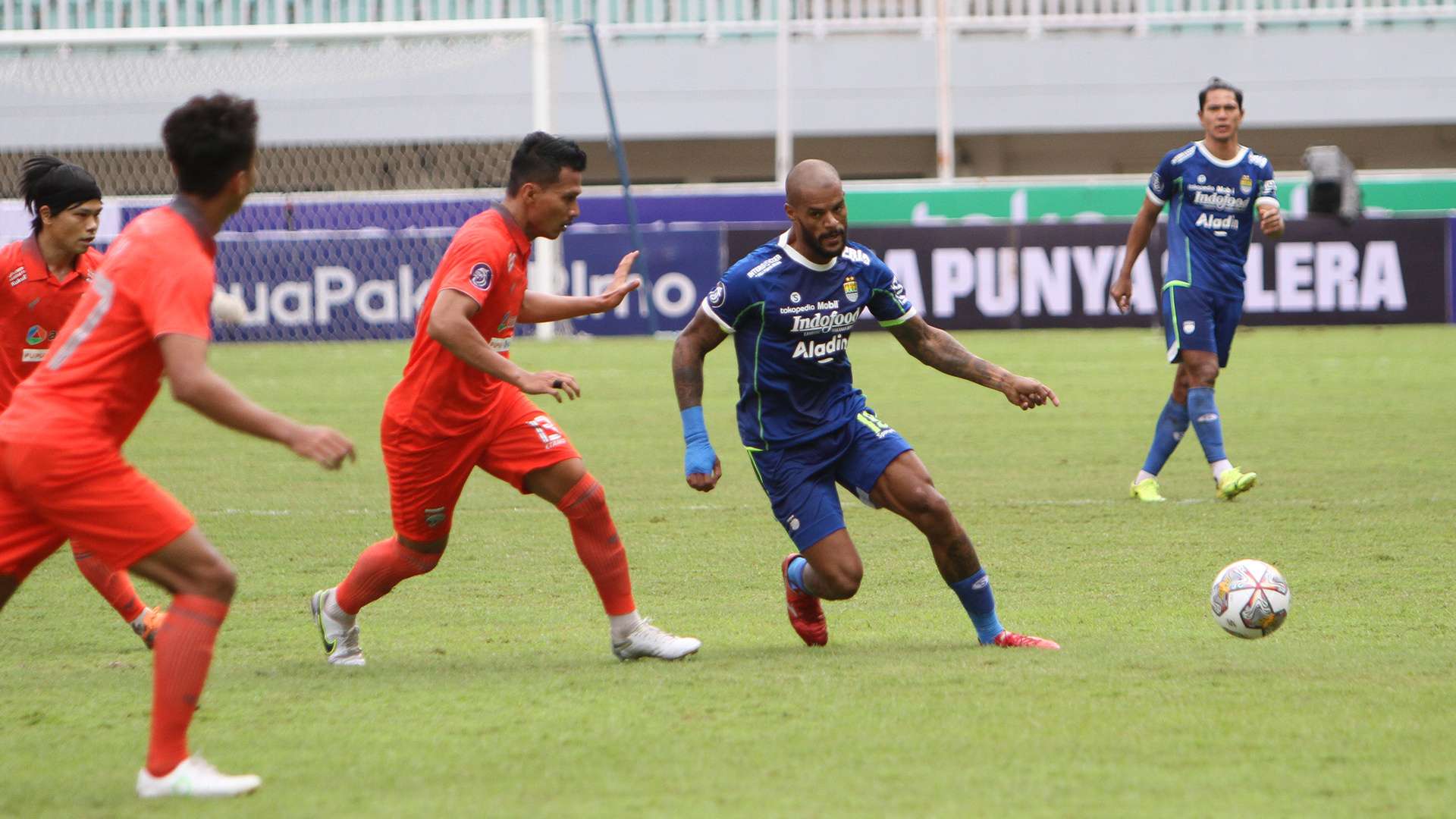 Persib Bandung vs Borneo FC 26012023