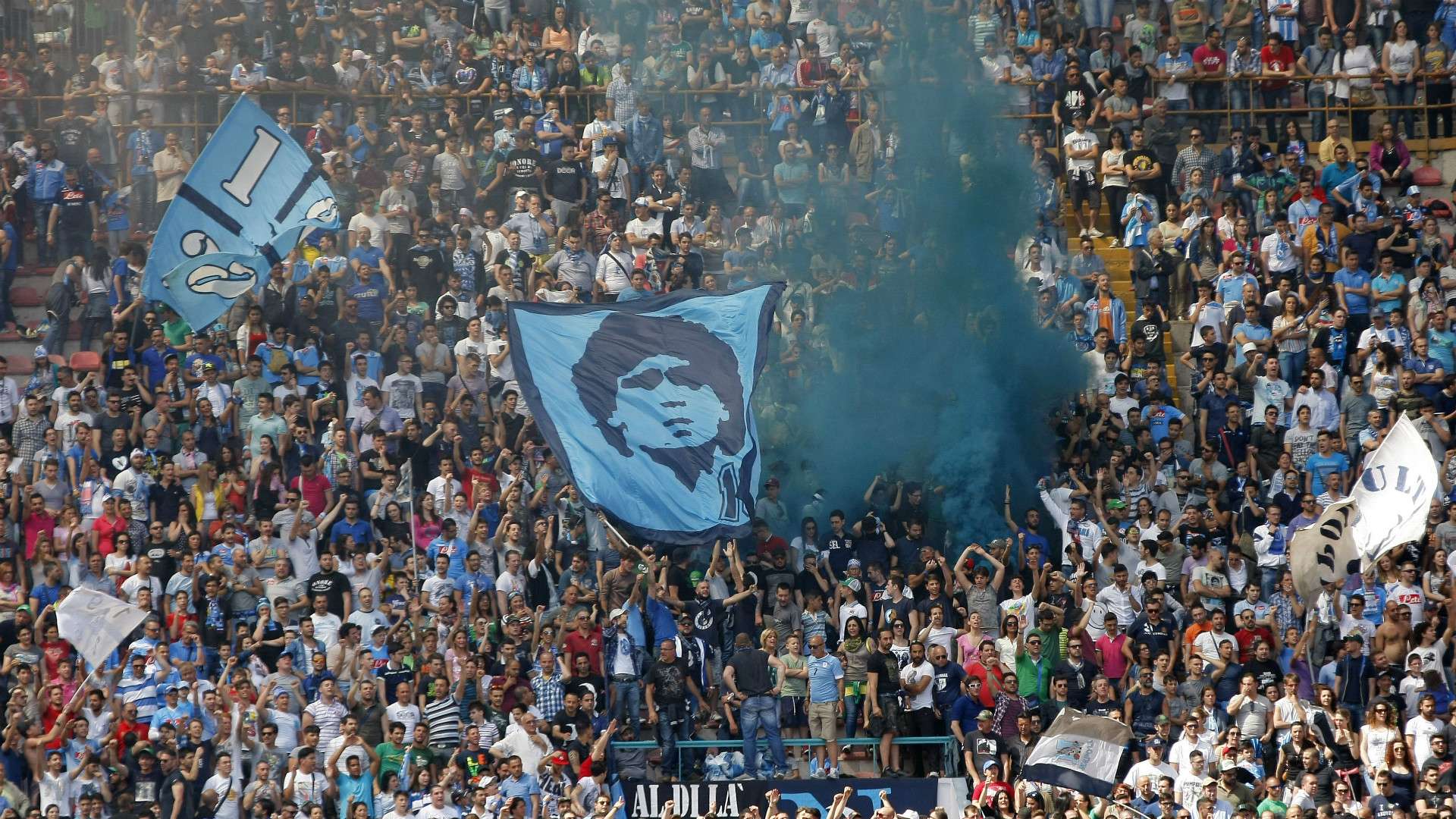 Napoli Fans Maradona 2013