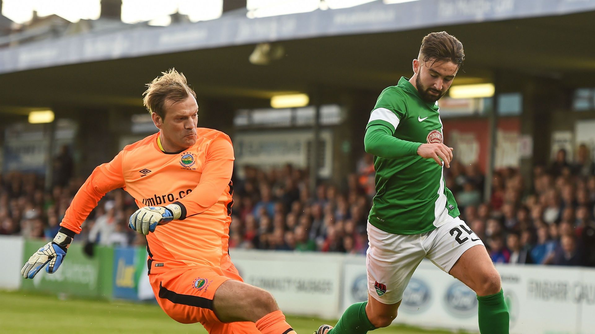 Roy Carroll Linfield Sean Maguire Cork City 07072016