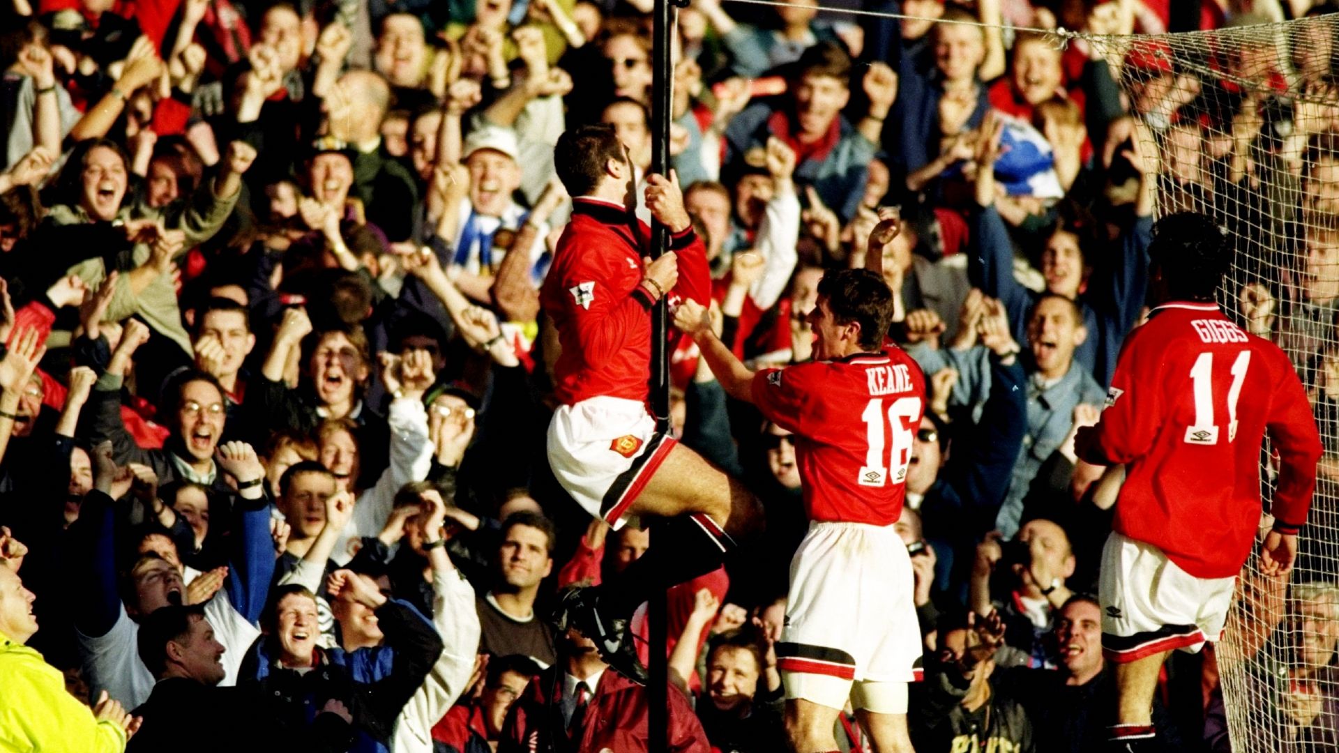 Eric Cantona Manchester United 1995