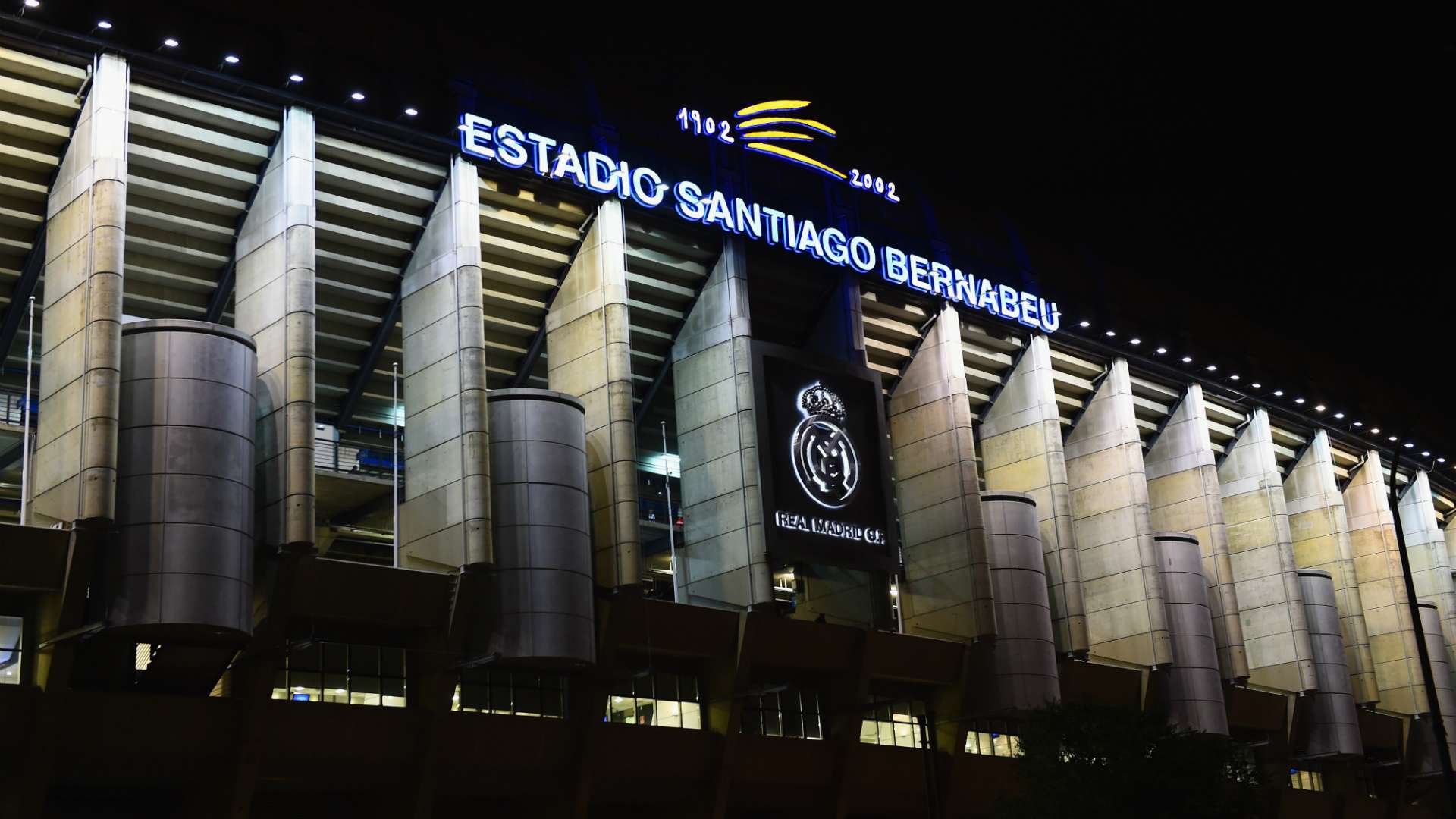 Santiago Bernabeu Stadium Real Madrid Liverpool UEFA Champions League 11042014