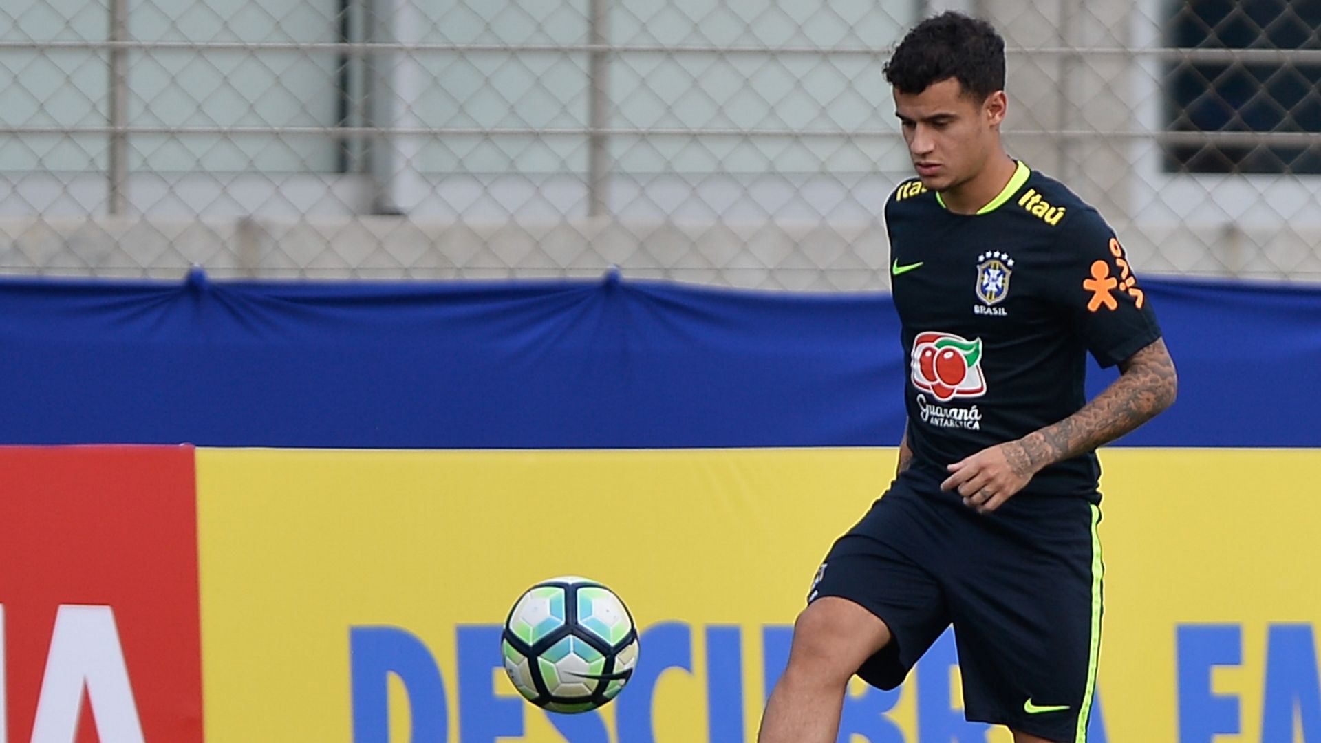 Philippe Coutinho Brasil treino 28082017