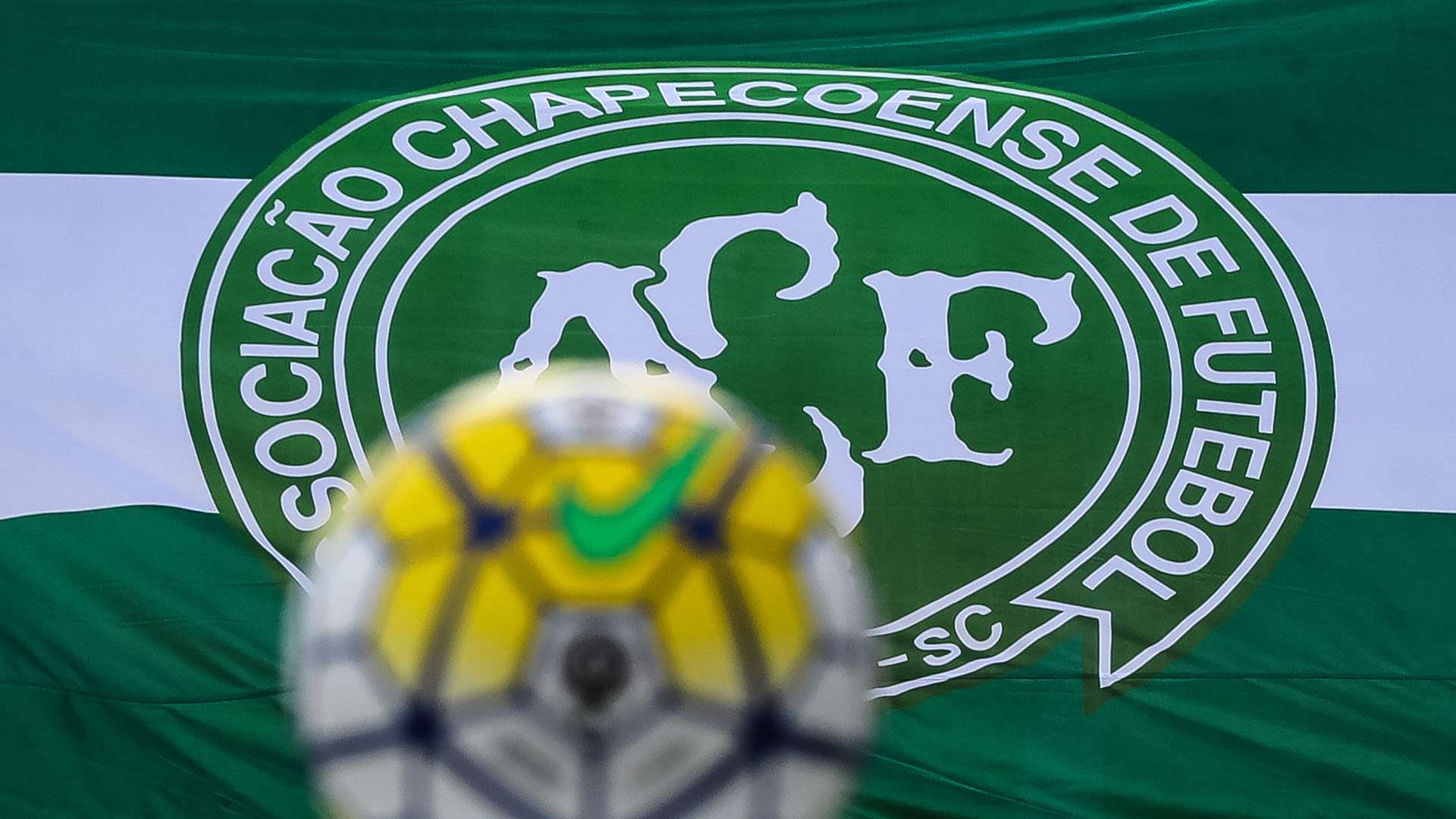 Homenagens Chapecoense Fluminense Internacional Brasileirão 11122016