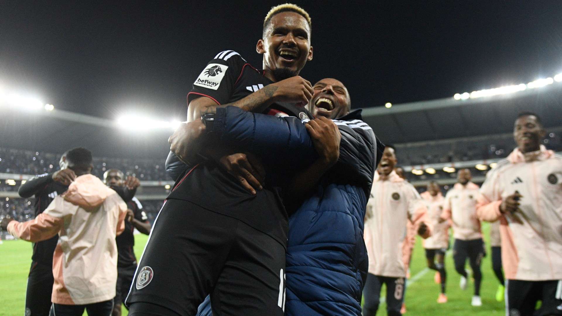 Oswin Appollis & Abdeslam Oaddou, Orlando Pirates, November 2025