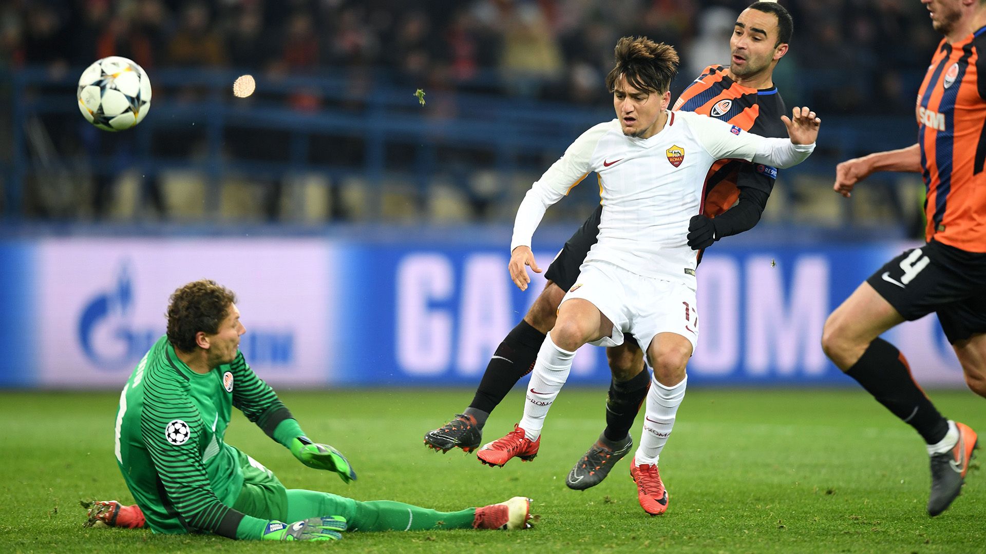 Cengiz Under Shakhtar Roma Champions League