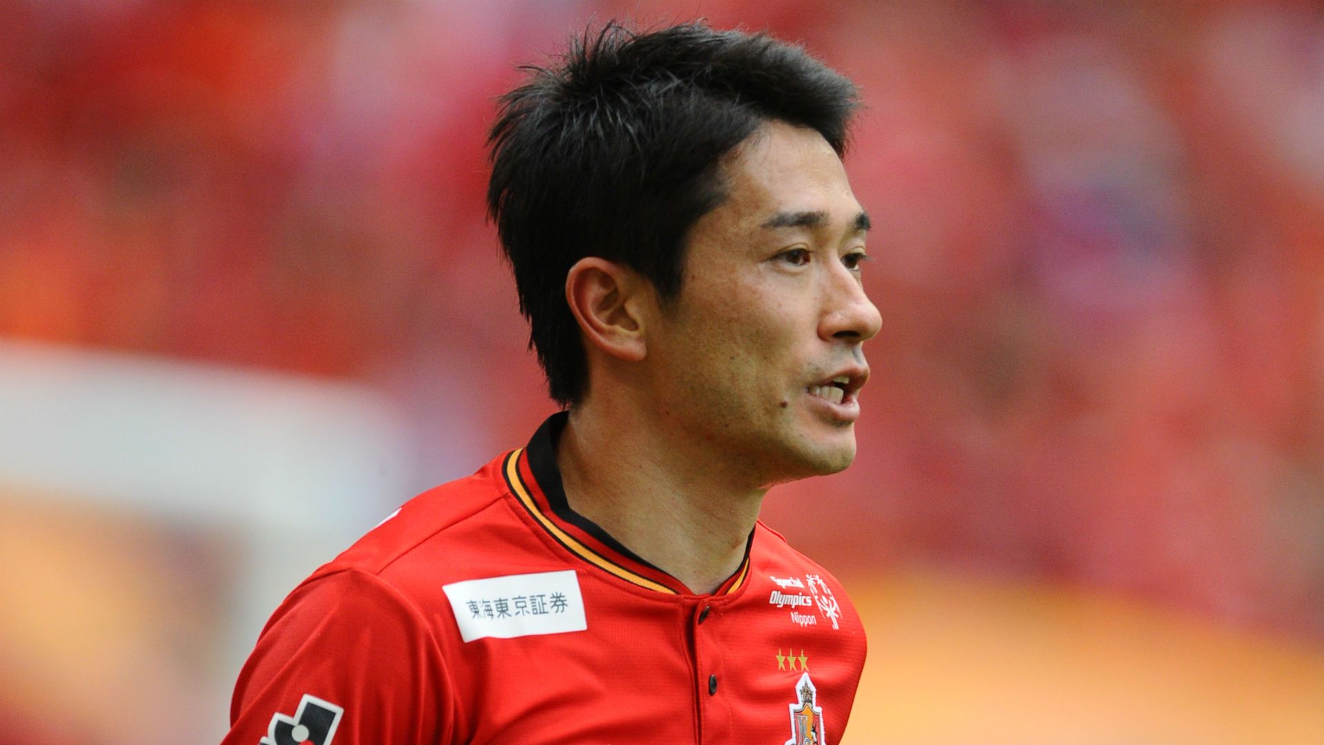 Ｊリーグ 名古屋グランパス 玉田圭司 300試合出場達成記念特大フォトタオル 名古屋と契約満了のFW玉田「名古屋で現役を終えるのかなと思っ