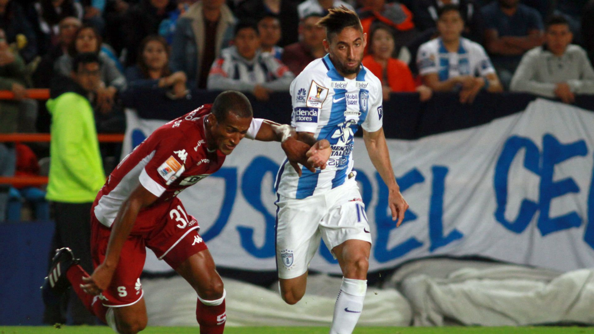 Roy Miller Saprissa Jonathan jonathan Urretaviscaya Pachuca