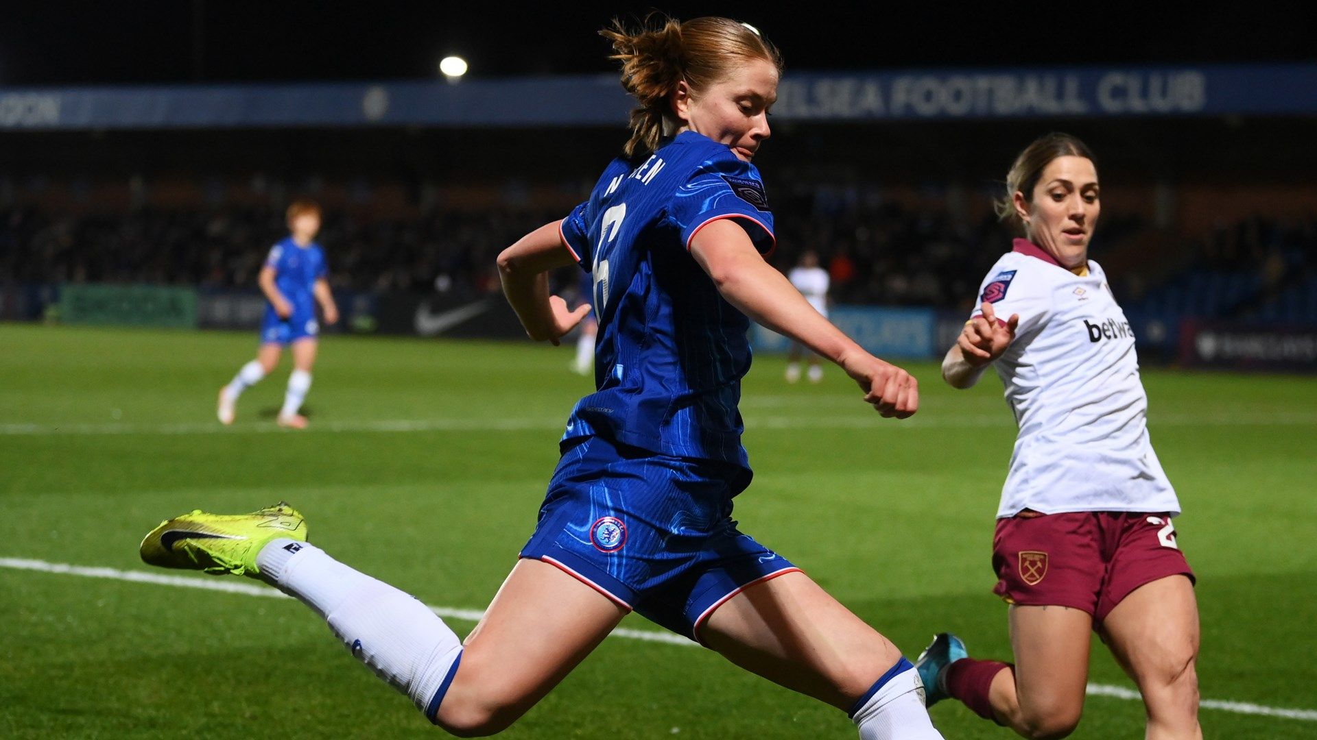 Sjoeke Nusken Chelsea Women 2024-25