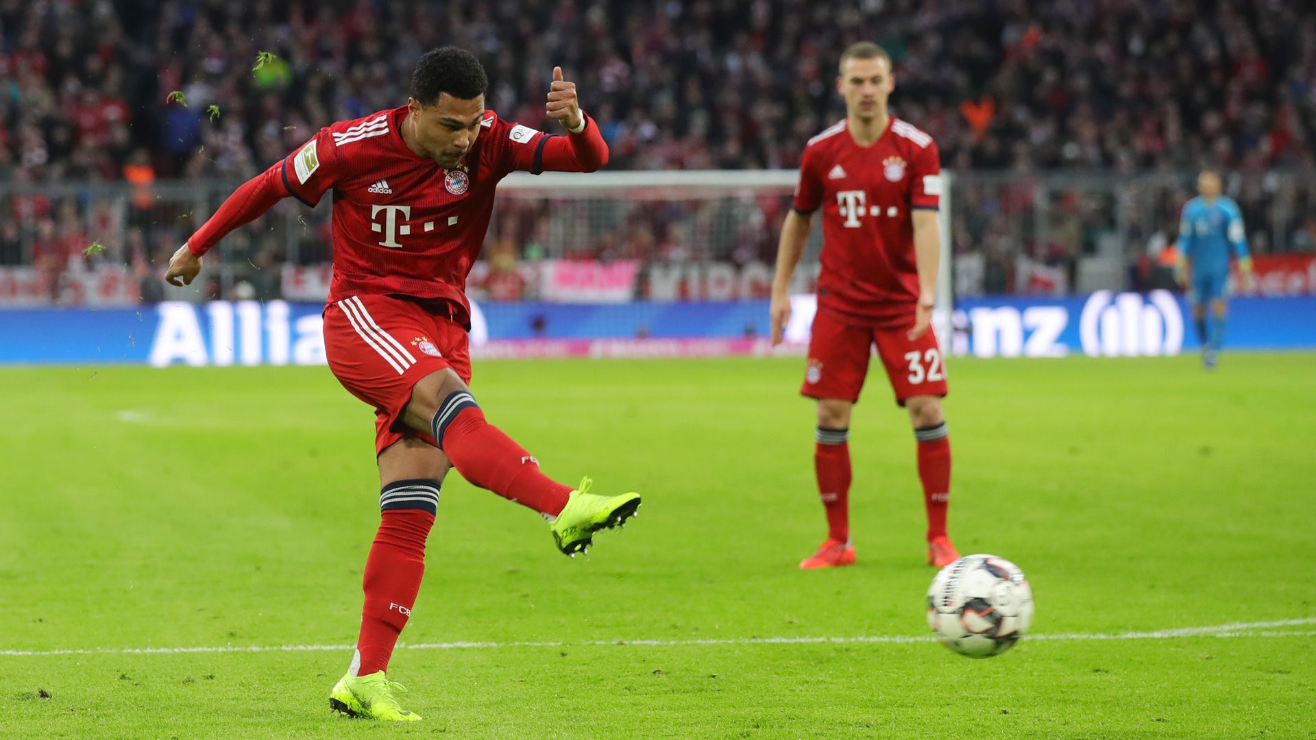 Serge Gnabry FC Bayern Bundesliga 0119