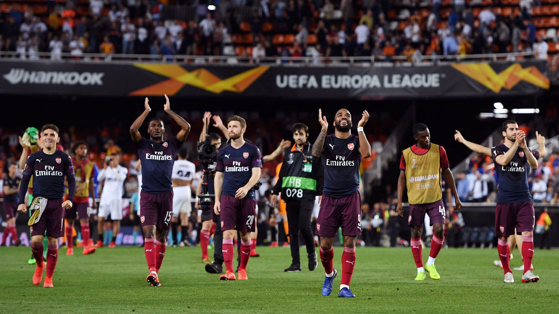 henrikh mkhitaryan shkodran mustafi 2019 2018/19 arsenal fc europa league alexandre lacazette