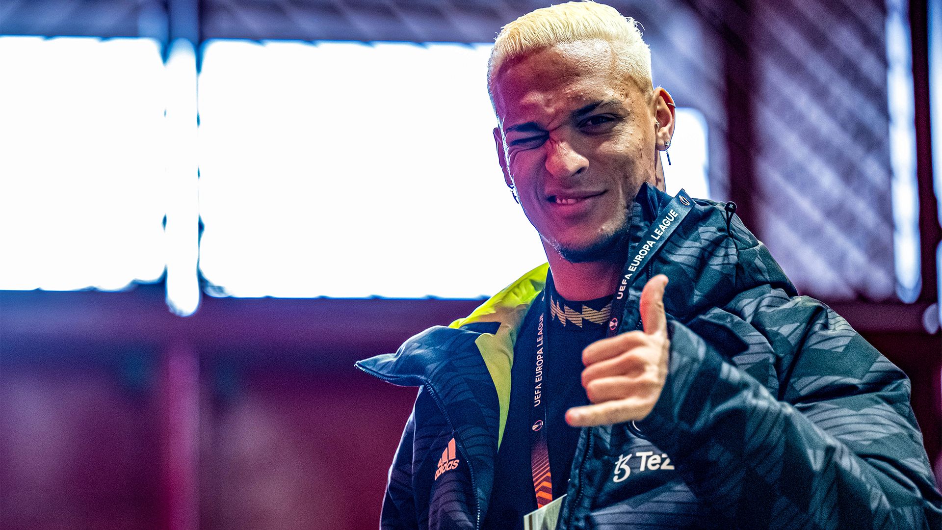 Antony Manchester United pre-match 2022-23