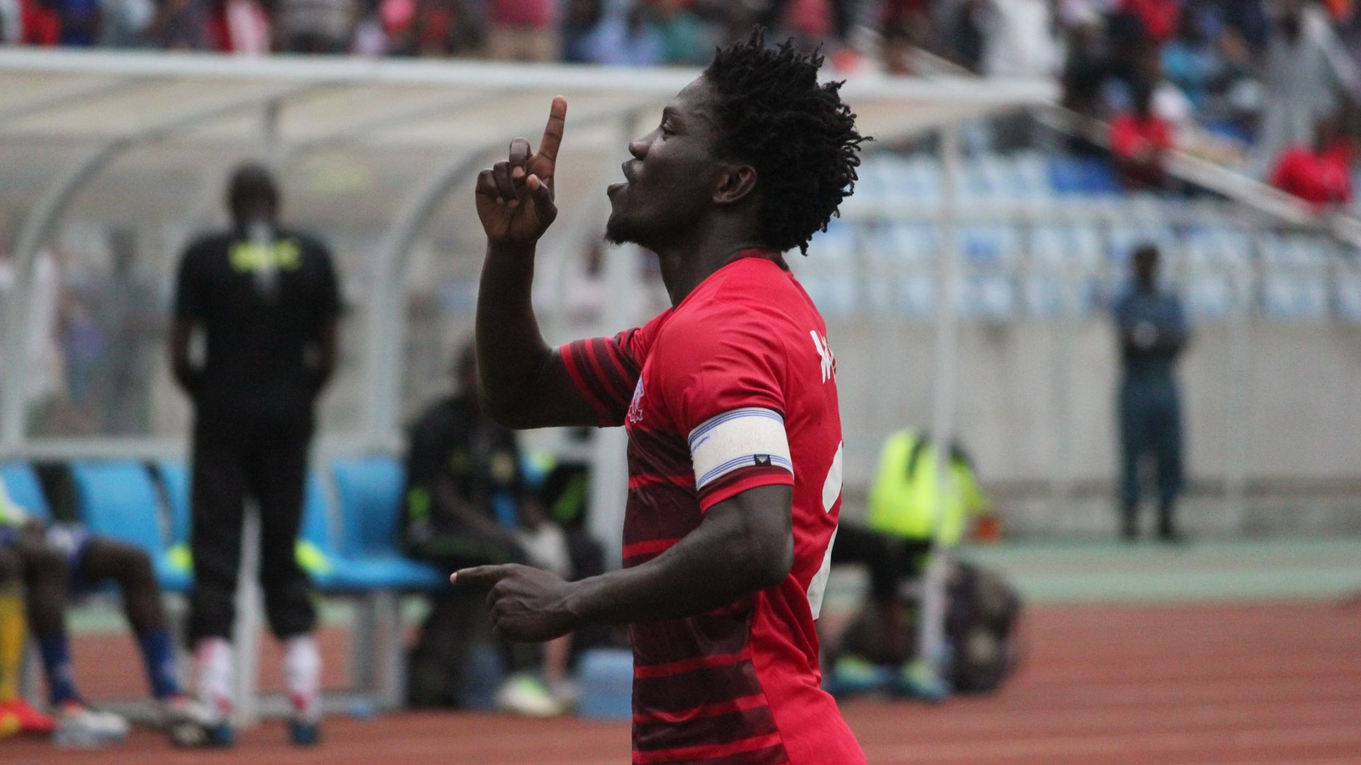 ek7b2fdmfm5w1mdq80sexjcrs