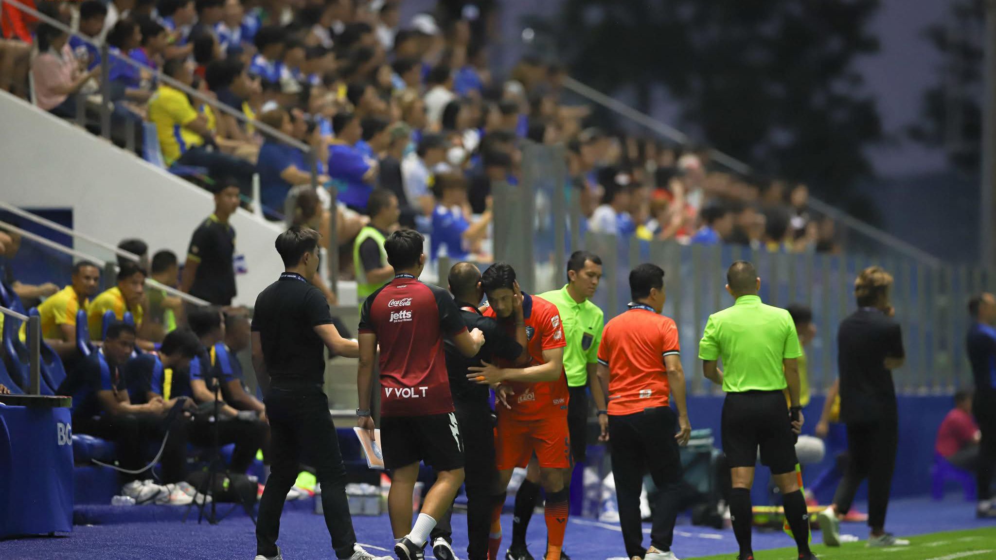 เทวัญ ลิปตพัลลภ