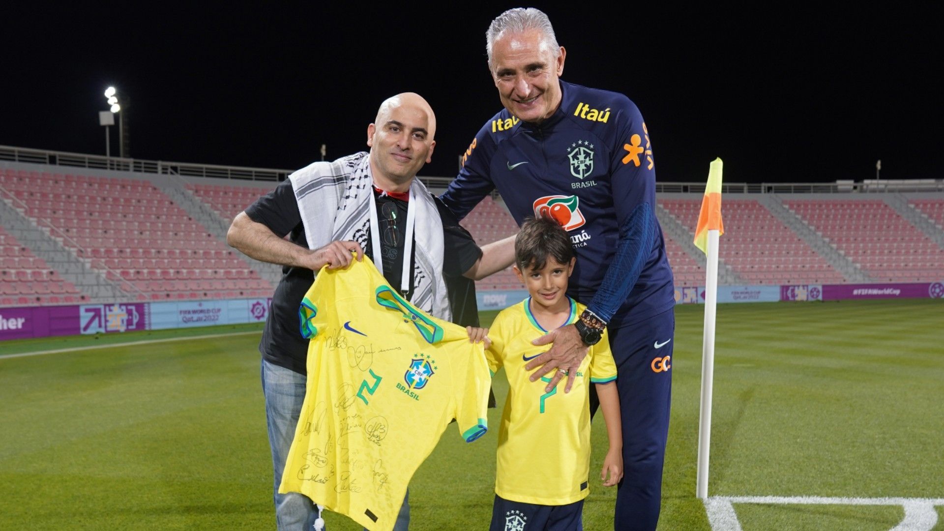 Tite torcedor palestino Brasil seleção brasileira 29 11 2022