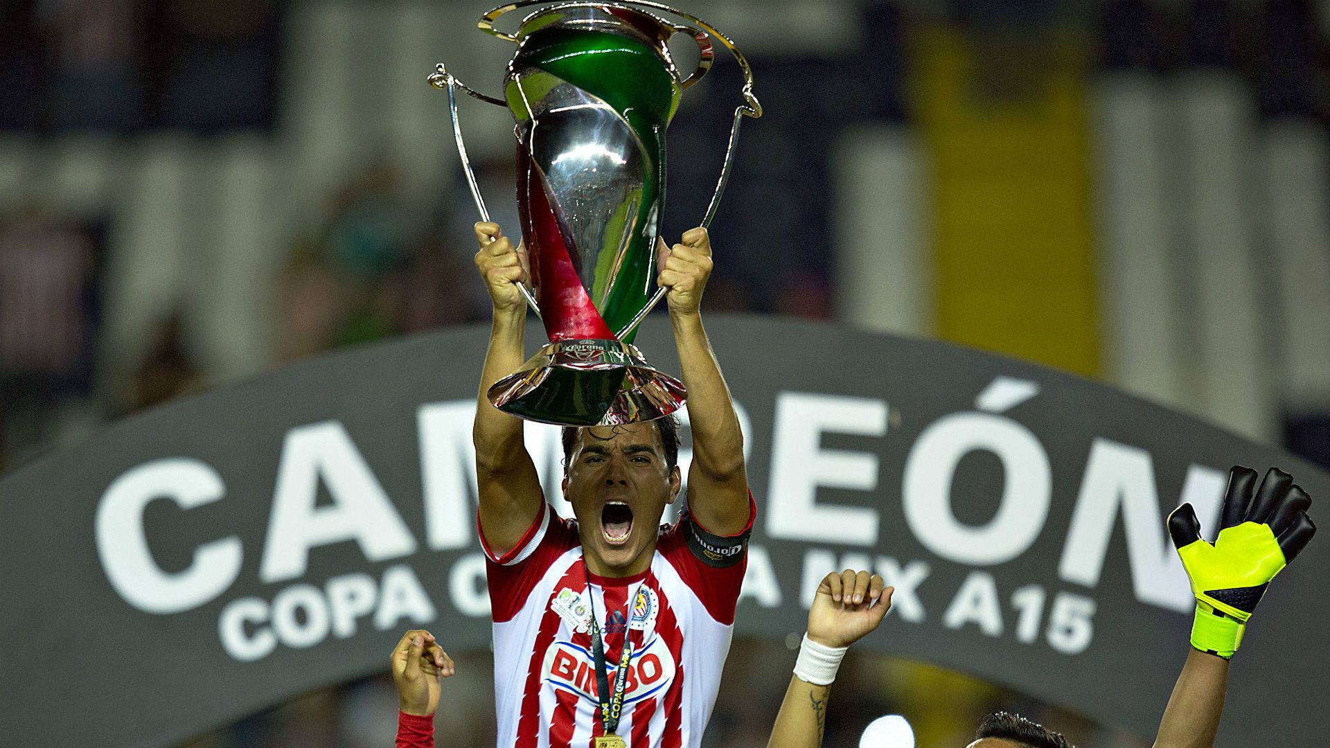 omar bravo 051115