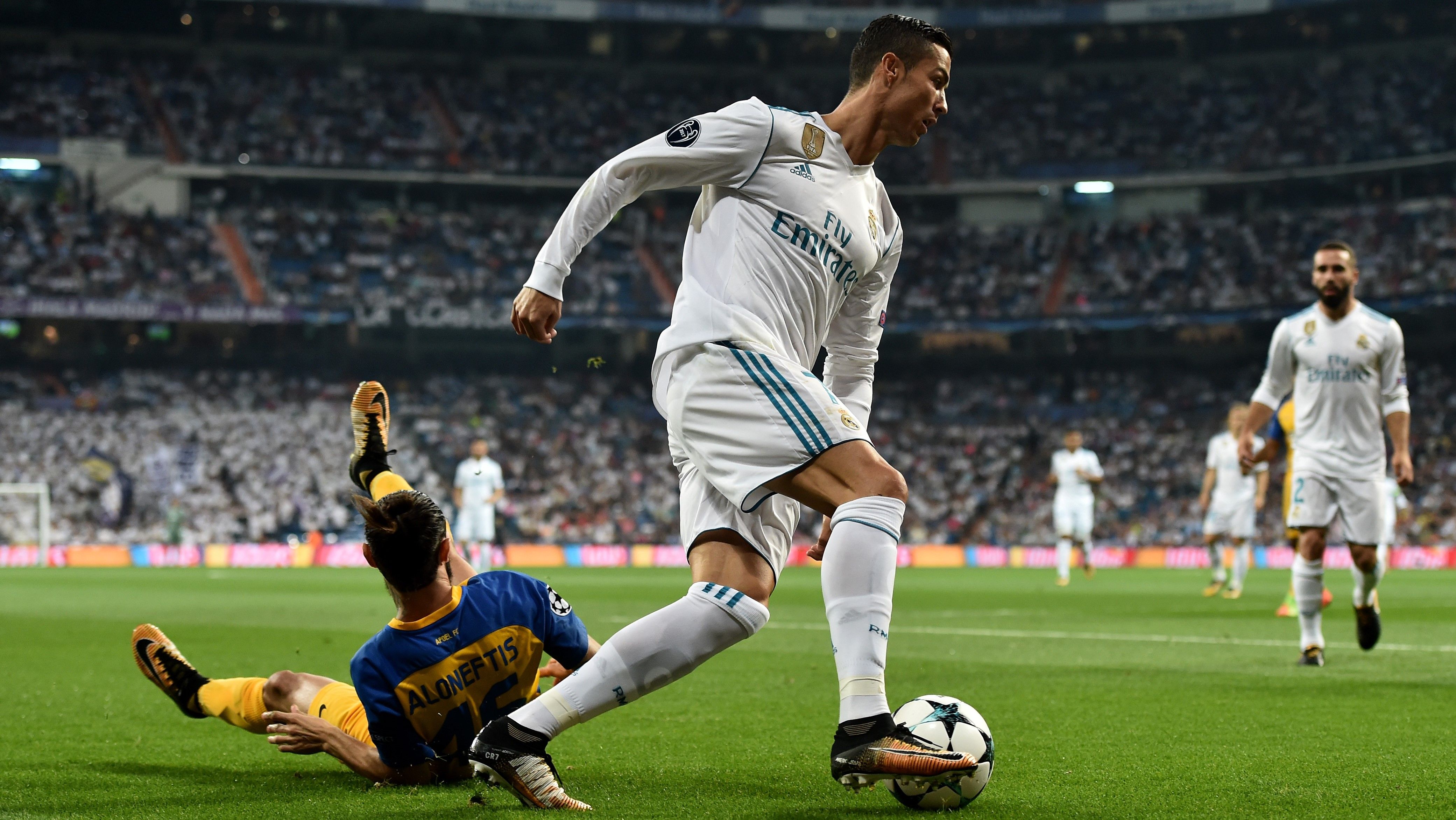 Cristiano Ronaldo Real Madrid APOEL Champions League 13092017