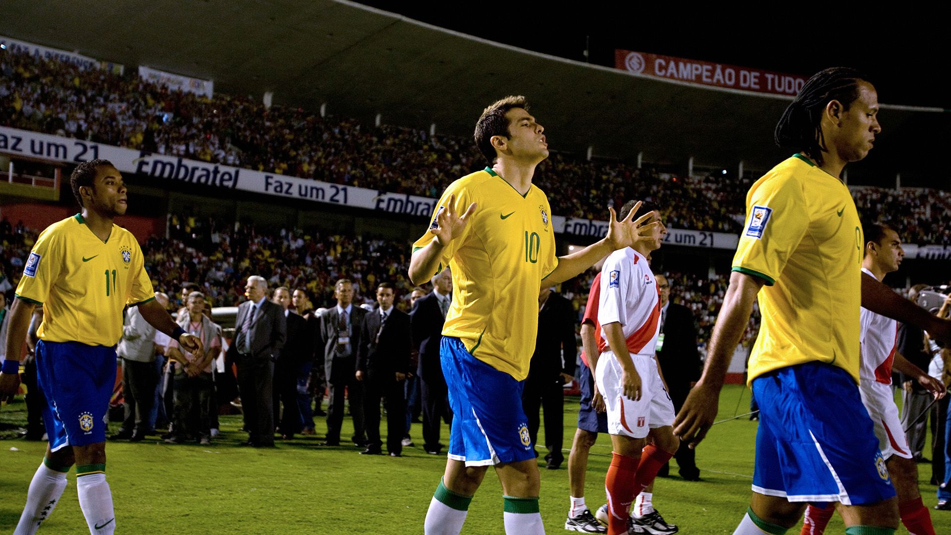 Robinho Kaka Luis Fabiano Brazil Peru Beira-Rio 02042009